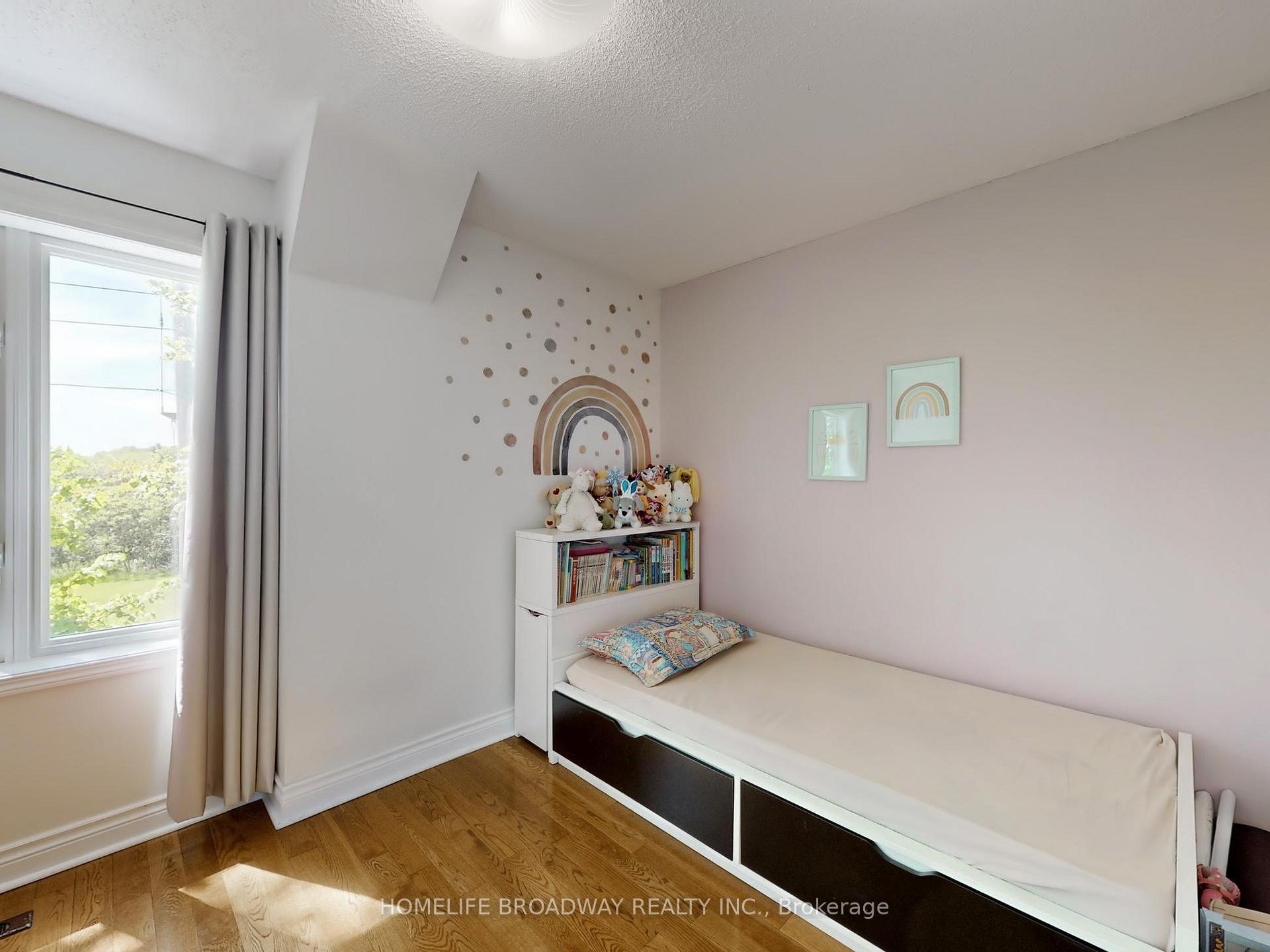 Photo 18 of Unit 3A, 8 St Moritz Way, Markham, Unionville — HOMEH