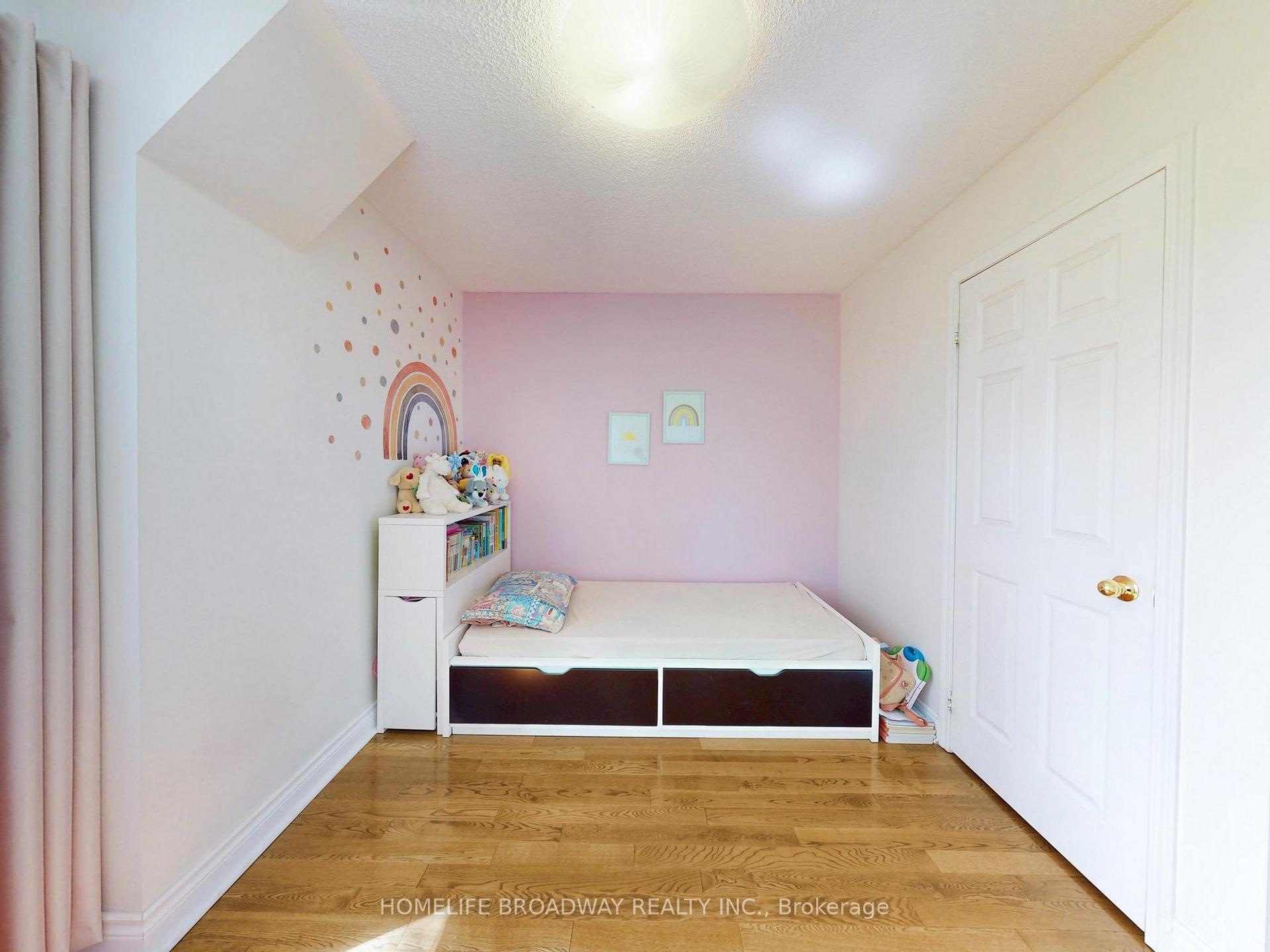 Photo 19 of Unit 3A, 8 St Moritz Way, Markham, Unionville — HOMEH