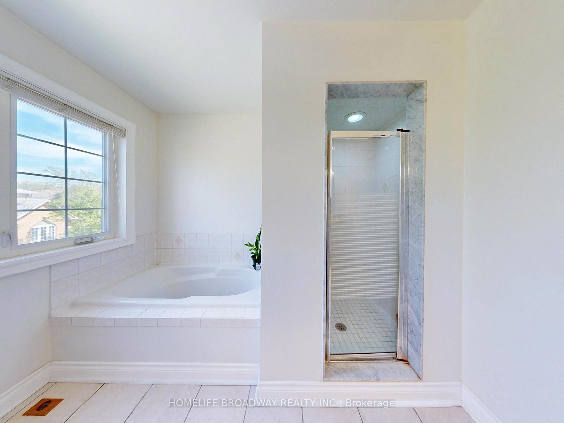 Photo 29 of Unit 3A, 8 St Moritz Way, Markham, Unionville — HOMEH