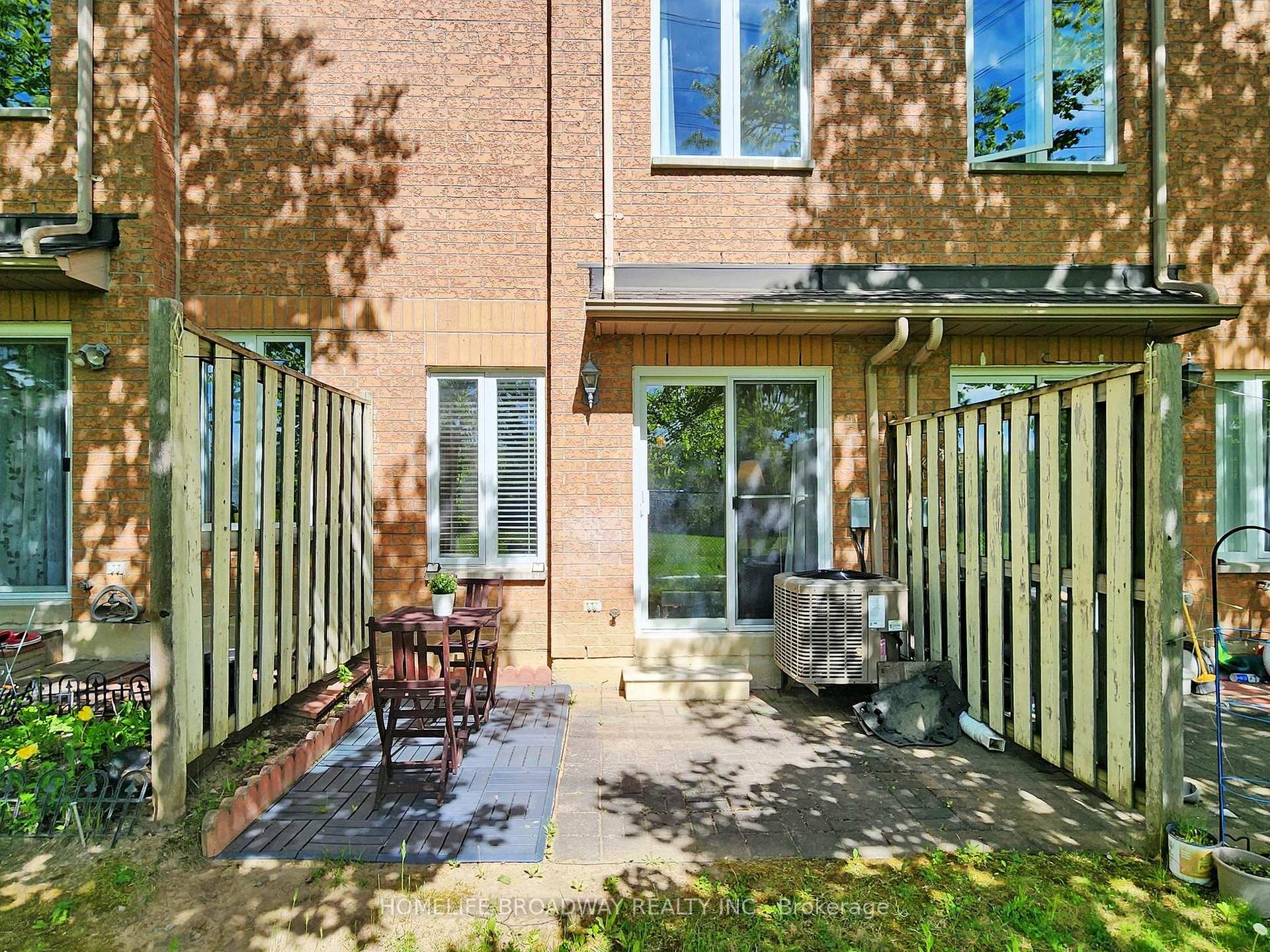 Photo 37 of Unit 3A, 8 St Moritz Way, Markham, Unionville — HOMEH
