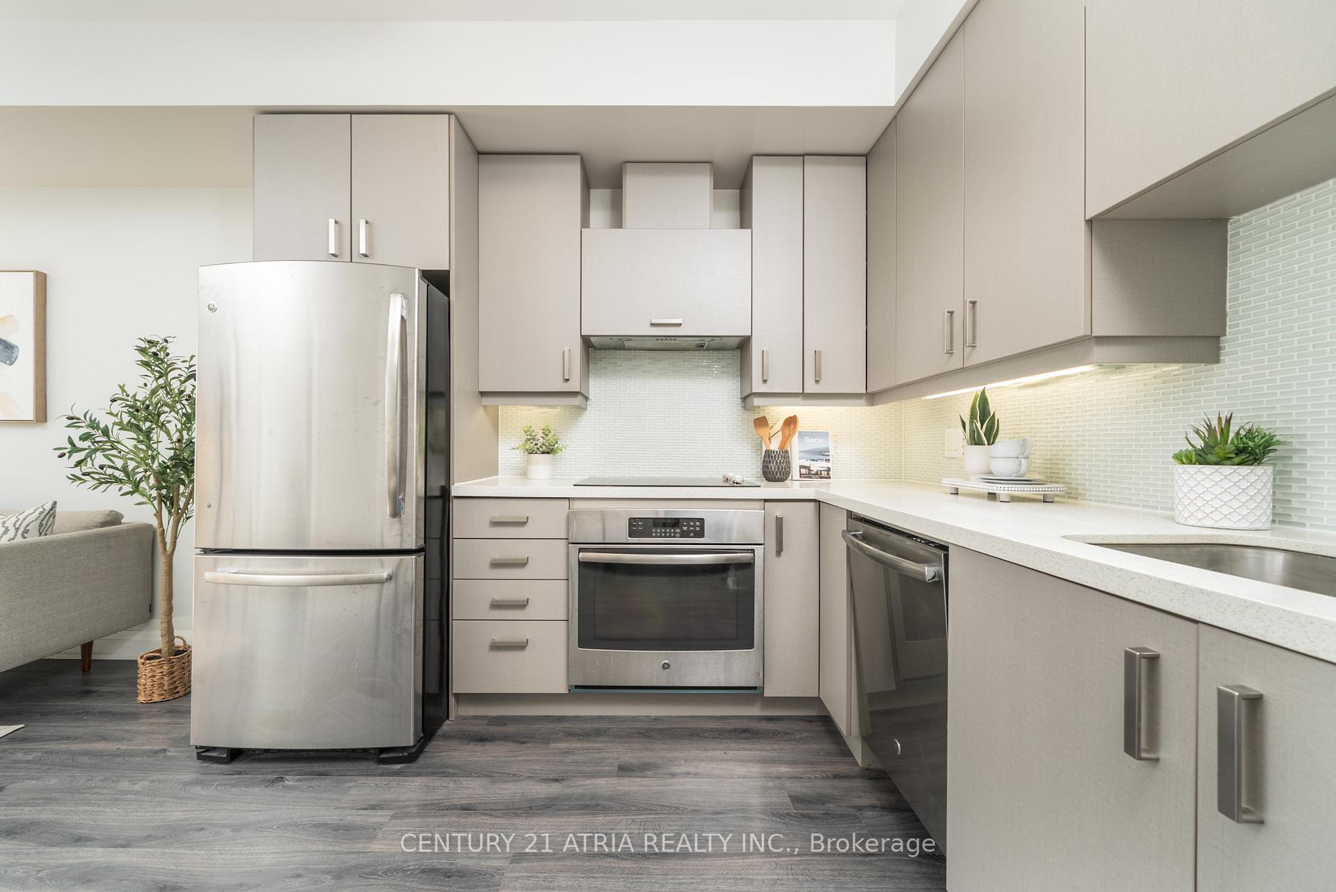 Photo 6 of Unit 321, 18 Uptown Drive, Markham, Unionville — HOMEH