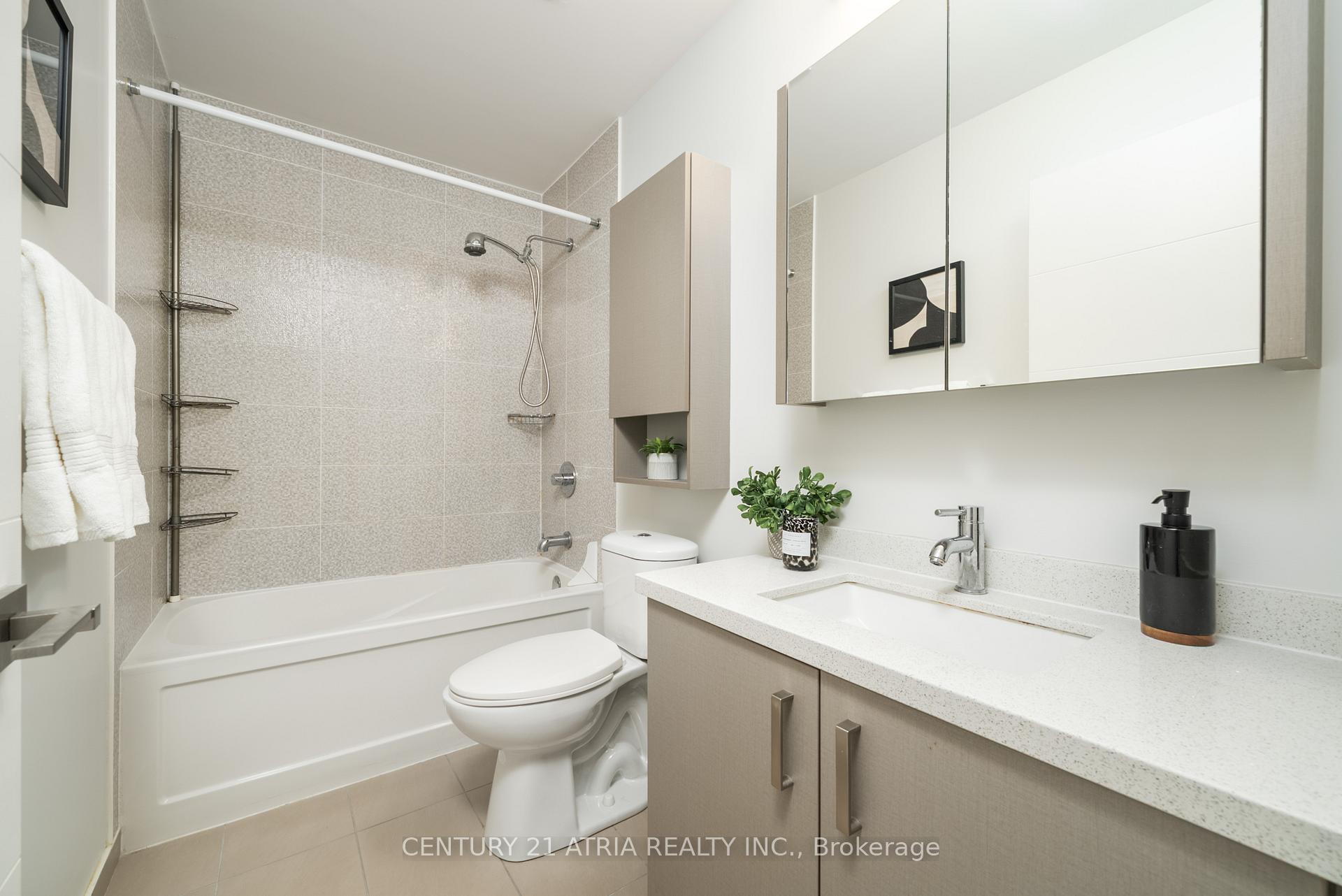 Photo 9 of Unit 321, 18 Uptown Drive, Markham, Unionville — HOMEH