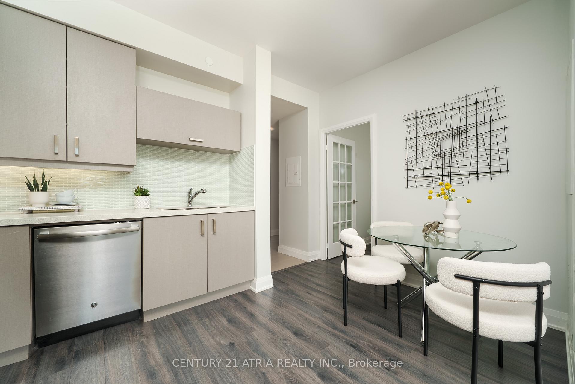 Photo 24 of Unit 321, 18 Uptown Drive, Markham, Unionville — HOMEH