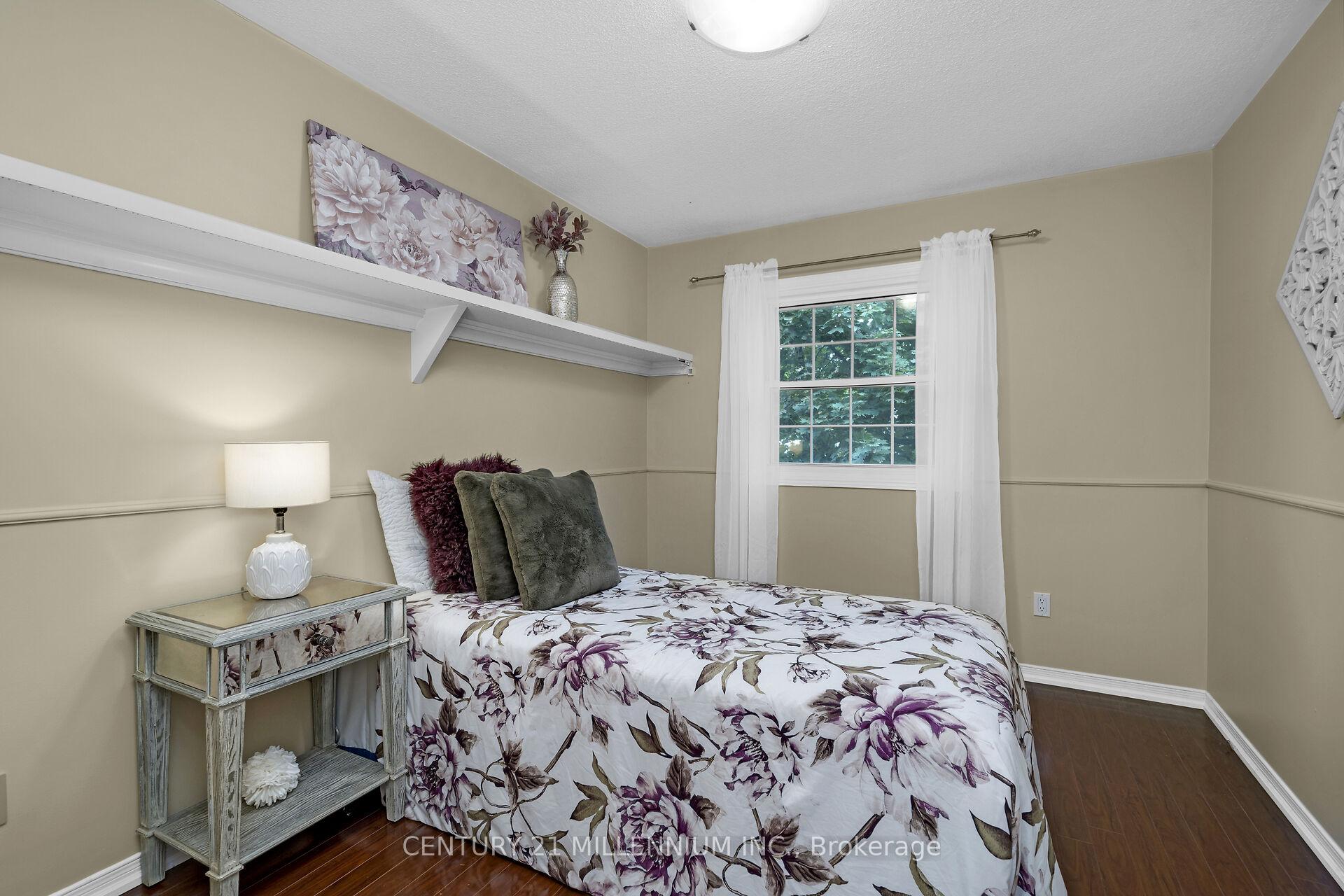 Photo 24 of 38 Erinlea Crescent, Erin — HOMEH