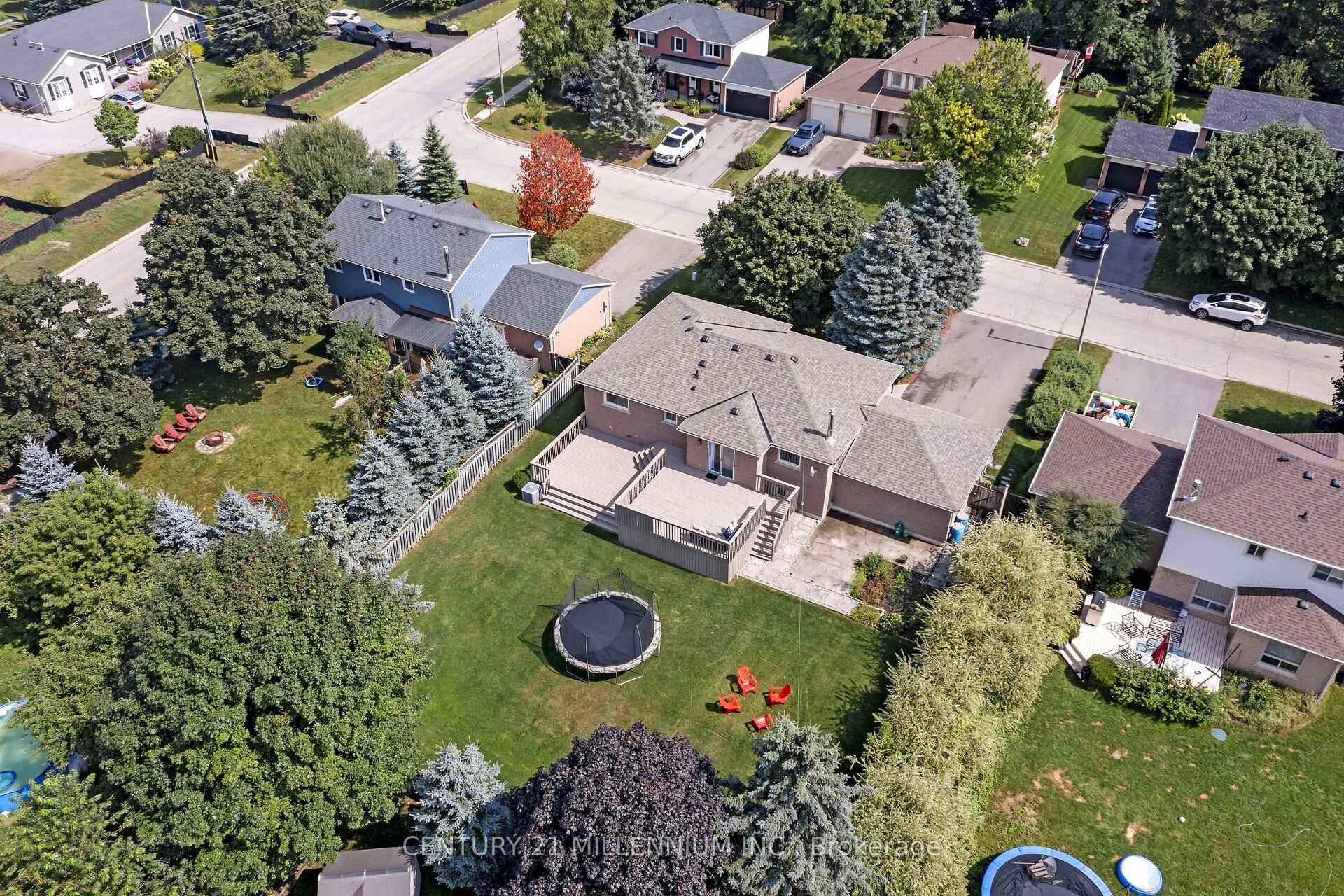 Photo 34 of 38 Erinlea Crescent, Erin — HOMEH