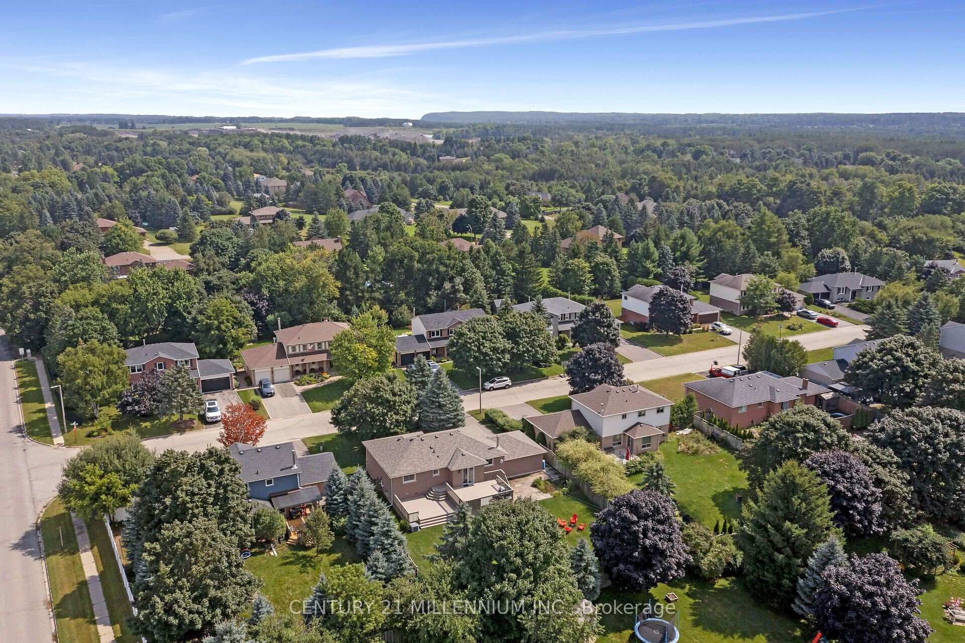 Photo 38 of 38 Erinlea Crescent, Erin — HOMEH