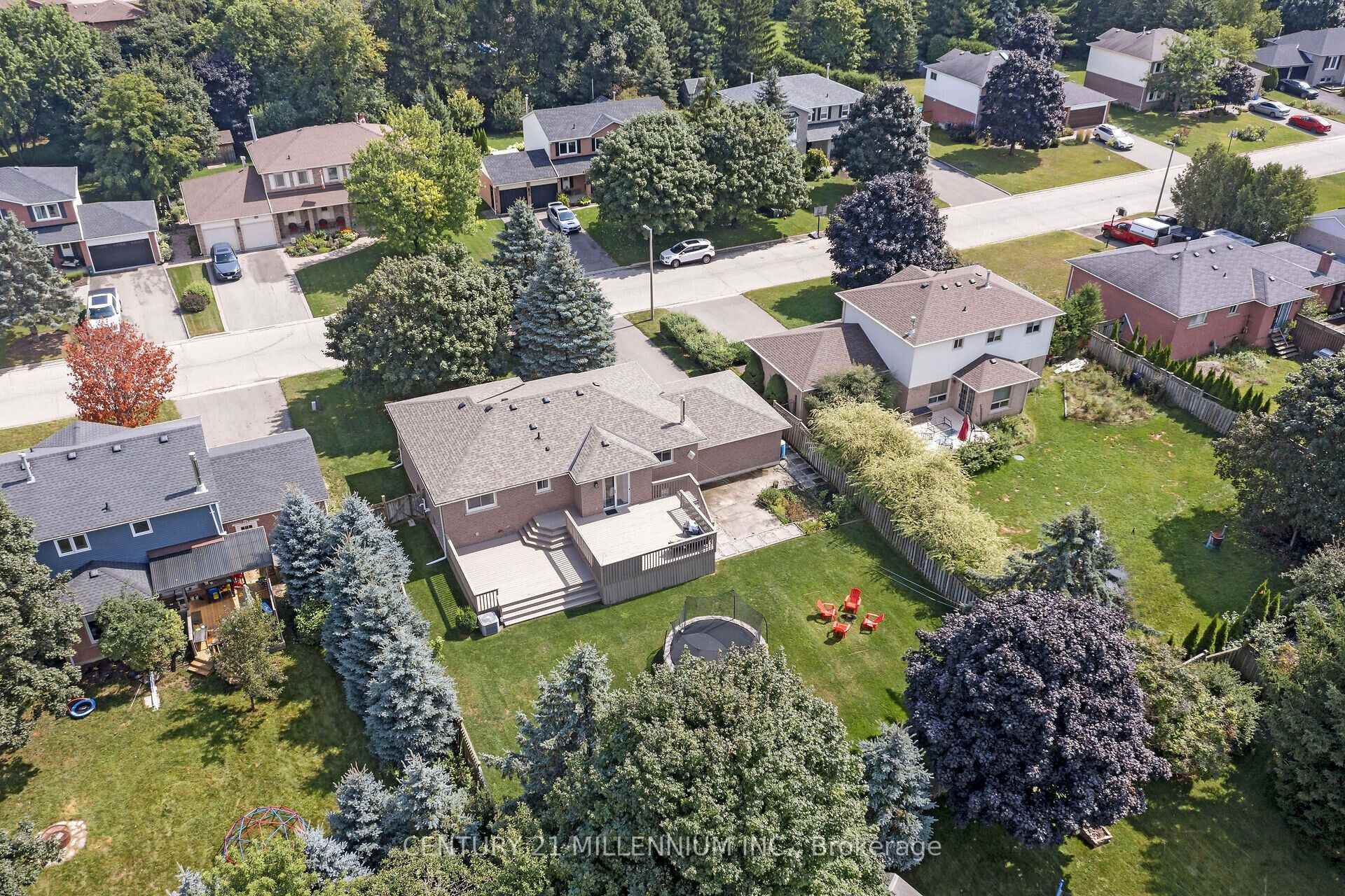Photo 40 of 38 Erinlea Crescent, Erin — HOMEH