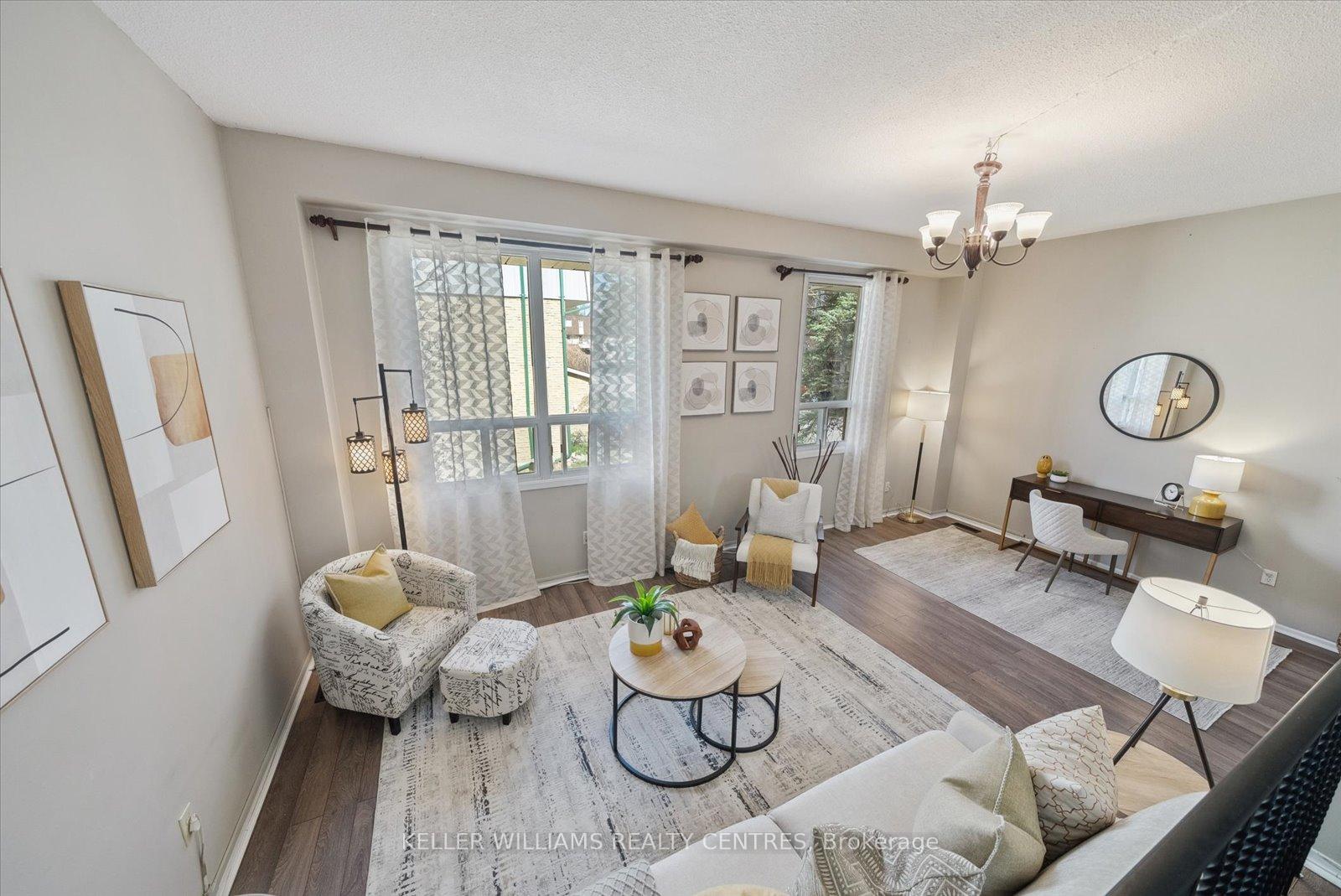 Photo 6 of Unit 31, 73 Poplar Crescent, Aurora, Aurora Highlands — HOMEH