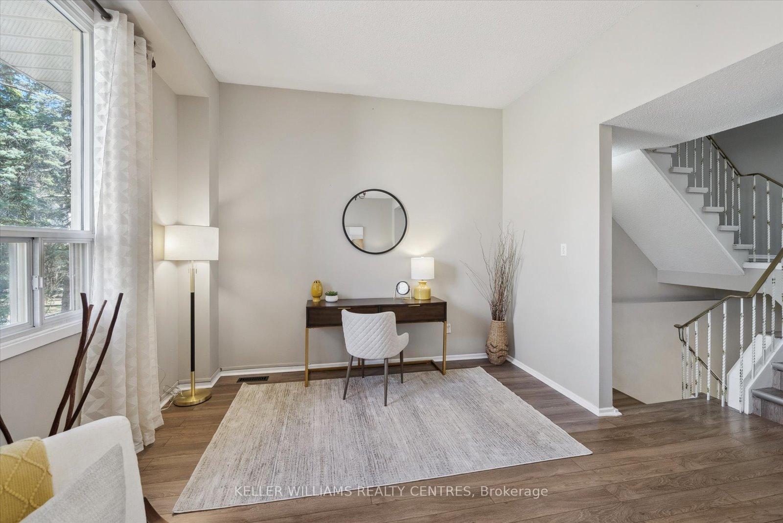 Photo 7 of Unit 31, 73 Poplar Crescent, Aurora, Aurora Highlands — HOMEH