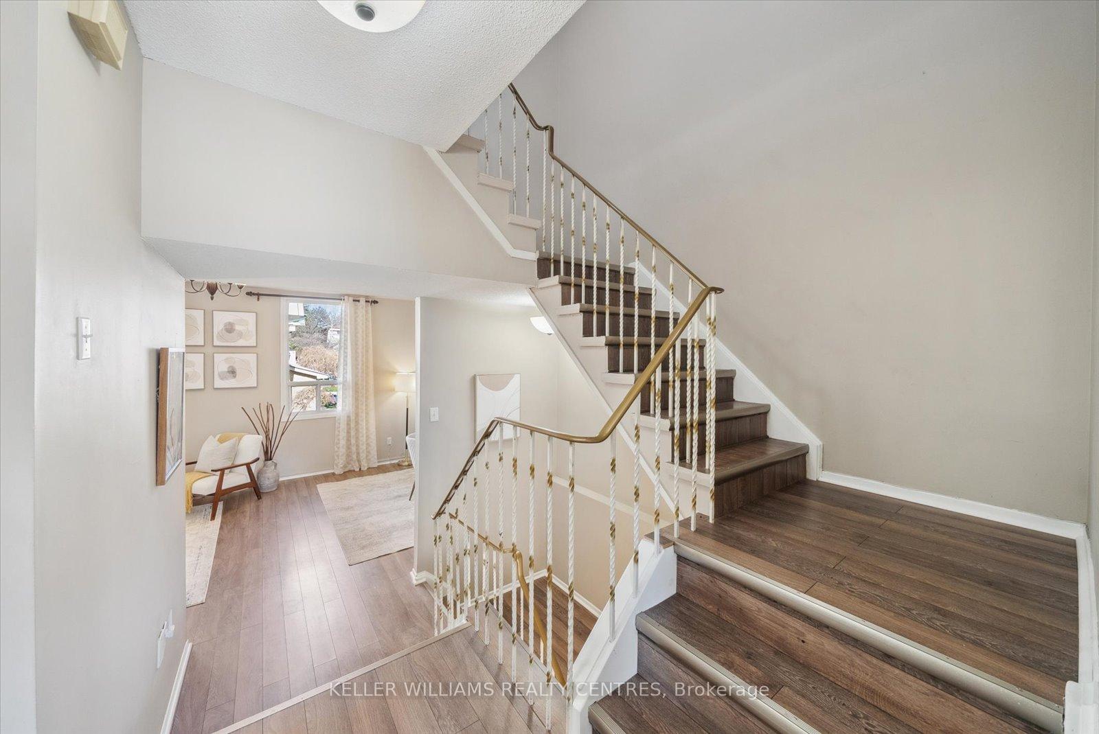Photo 14 of Unit 31, 73 Poplar Crescent, Aurora, Aurora Highlands — HOMEH