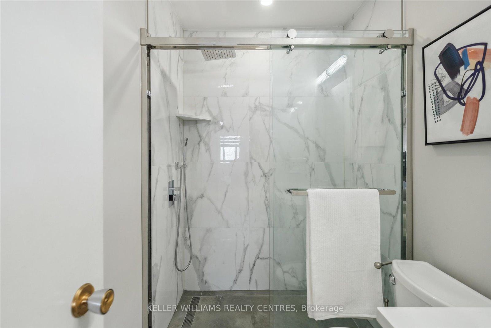 Photo 18 of Unit 31, 73 Poplar Crescent, Aurora, Aurora Highlands — HOMEH