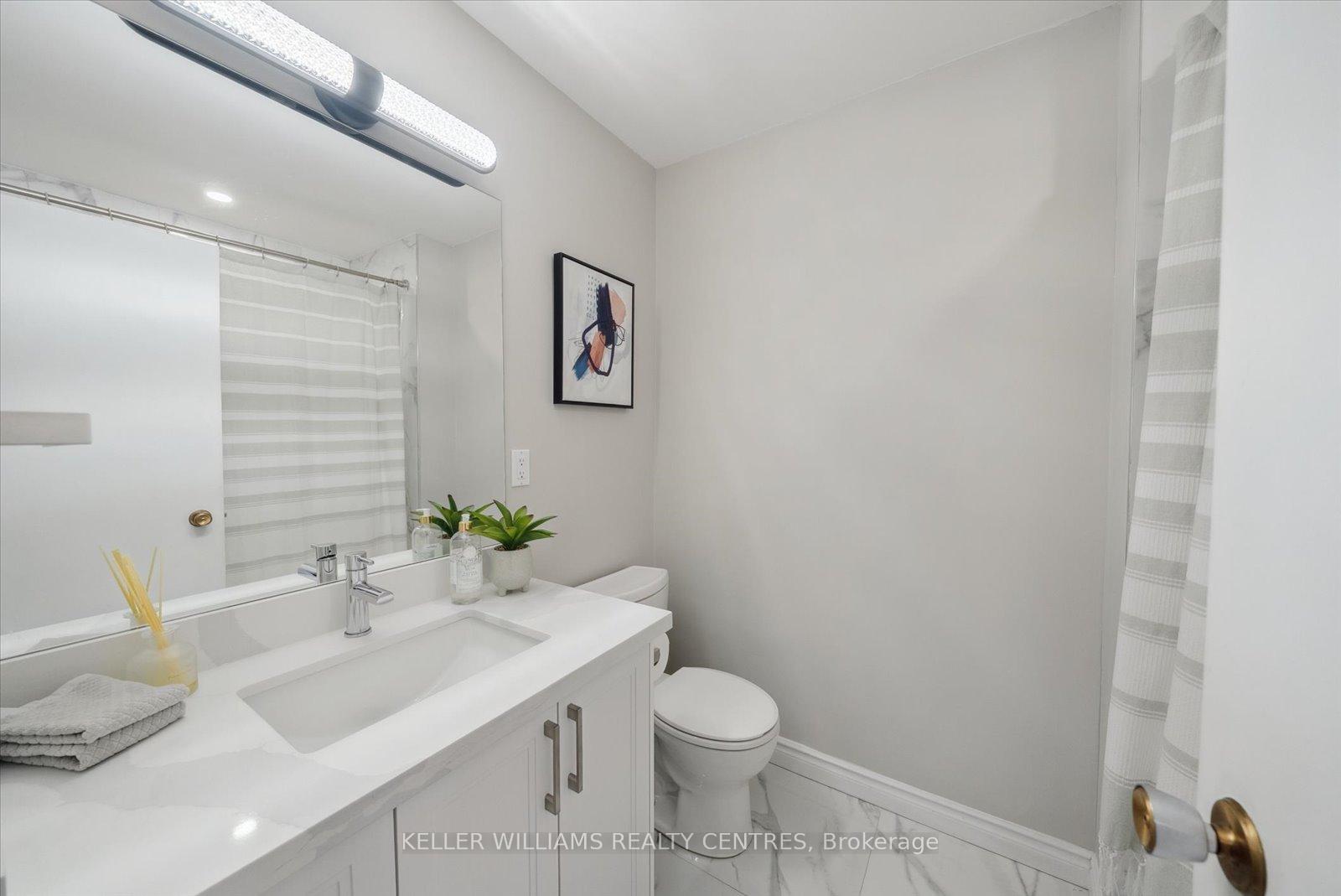 Photo 22 of Unit 31, 73 Poplar Crescent, Aurora, Aurora Highlands — HOMEH