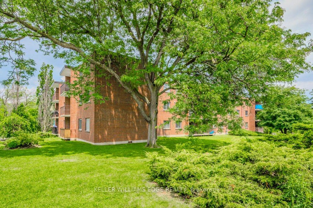 Photo 38 of Unit 107, 4 Avalon Place N, Kitchener — HOMEH