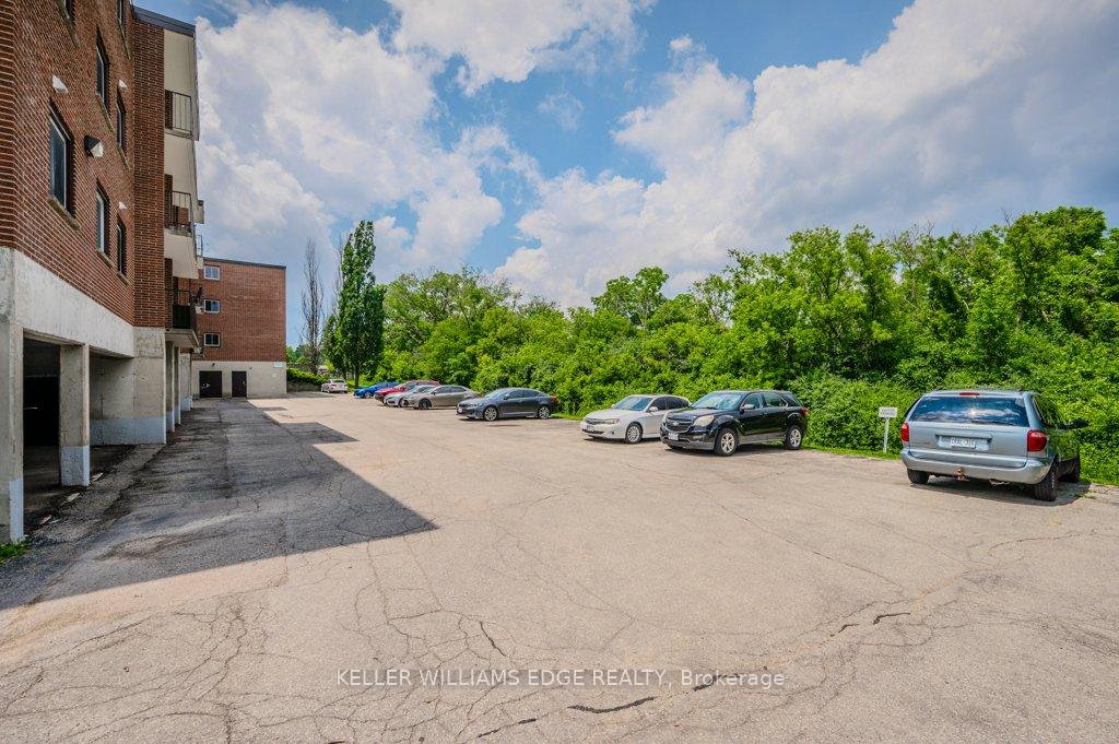 Photo 40 of Unit 107, 4 Avalon Place N, Kitchener — HOMEH