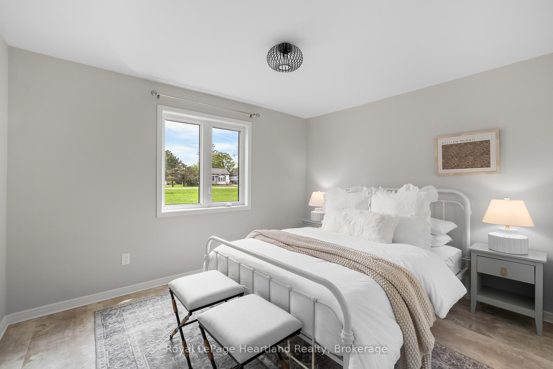 Photo 17 of 322 Londesboro Main Street, Central Huron, Londesborough — HOMEH