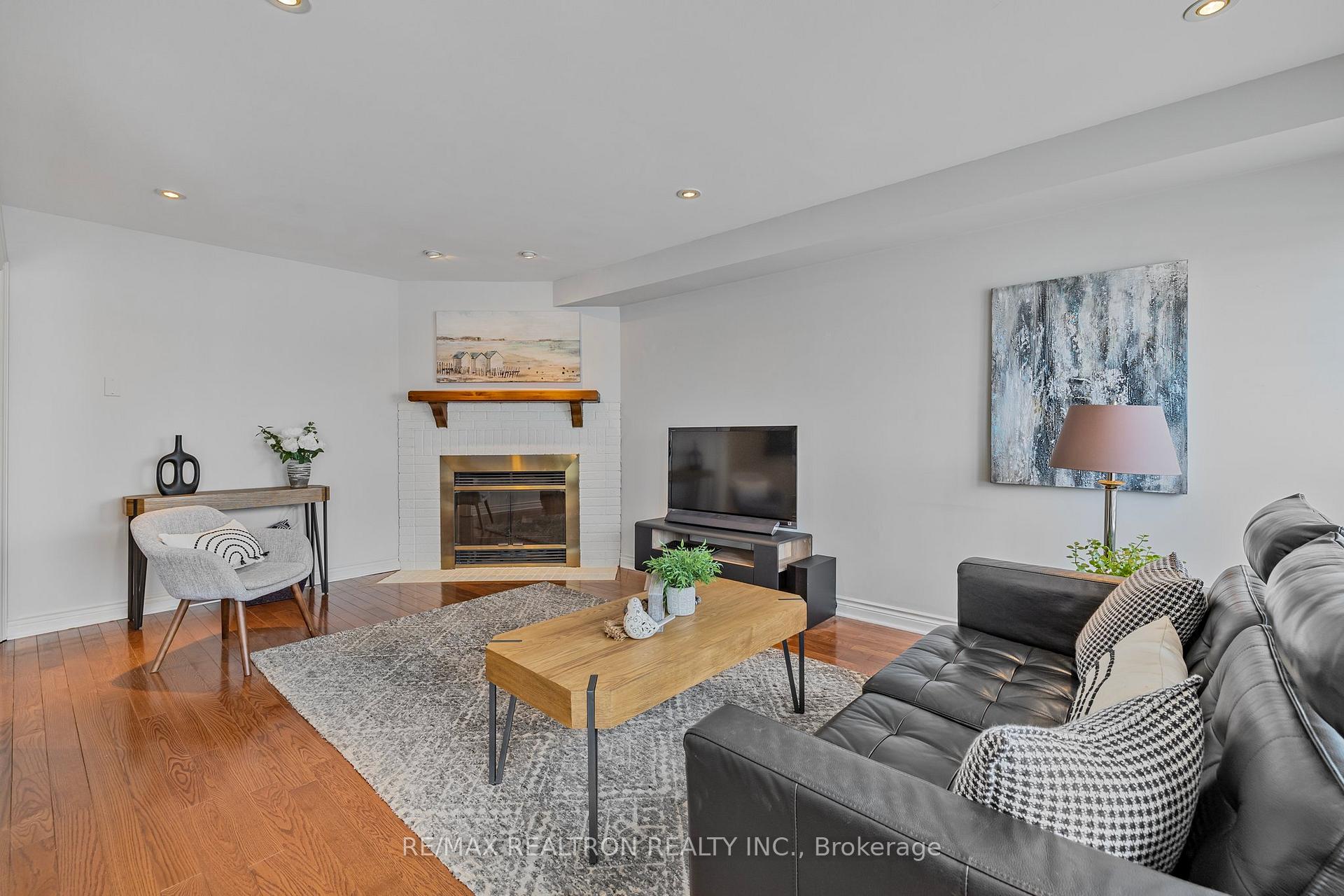 Photo 14 of 56 Beechbrooke Way, Aurora, Aurora Highlands — HOMEH