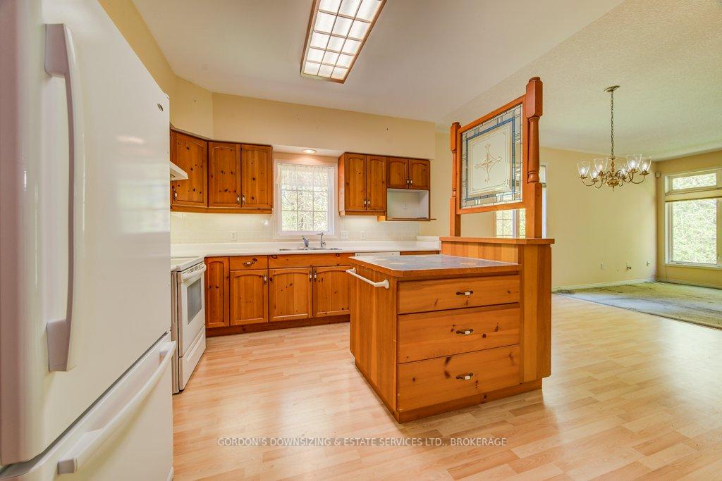 Photo 15 of Unit 9, 450 Westforest Trail, Kitchener — HOMEH