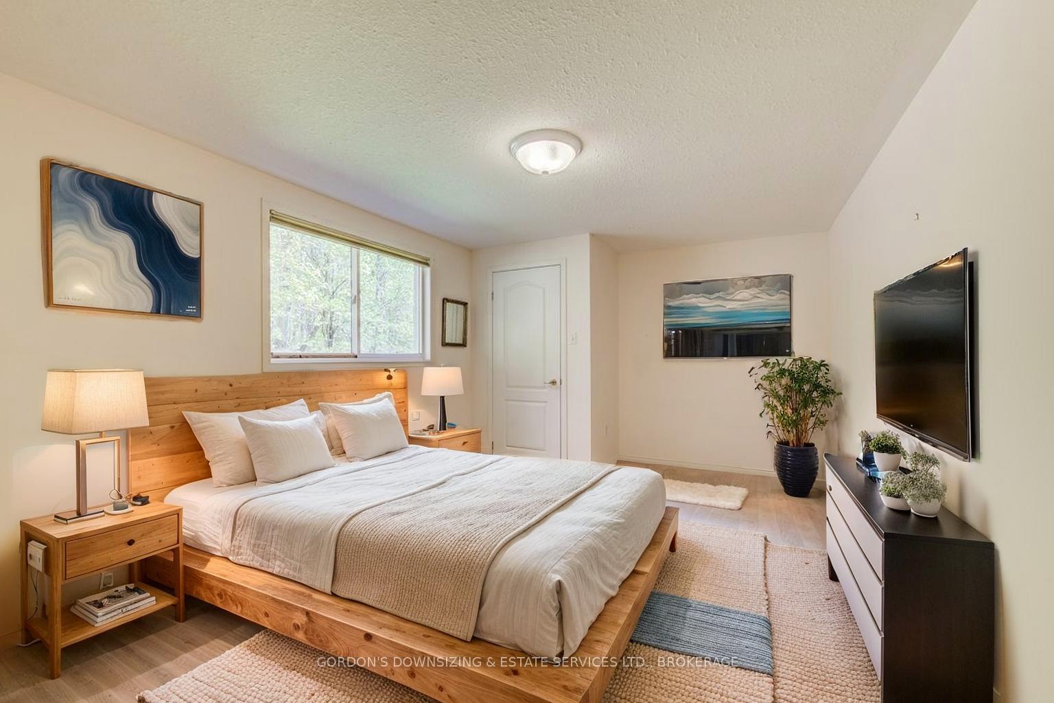 Photo 33 of Unit 9, 450 Westforest Trail, Kitchener — HOMEH