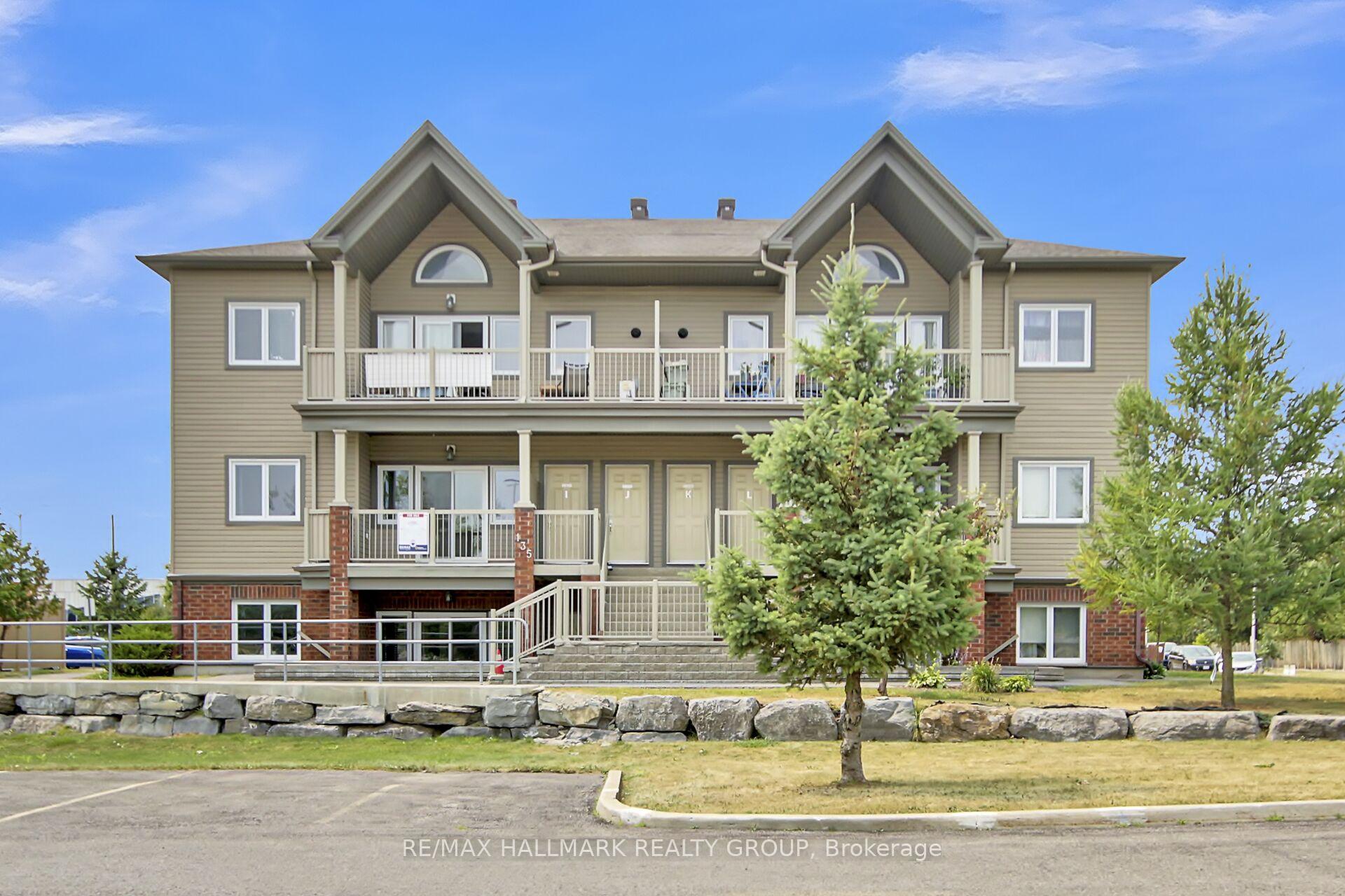 Photo 1 of Unit I, 135 Harthill Way, Ottawa, Barrhaven - Heritage Park — HOMEH