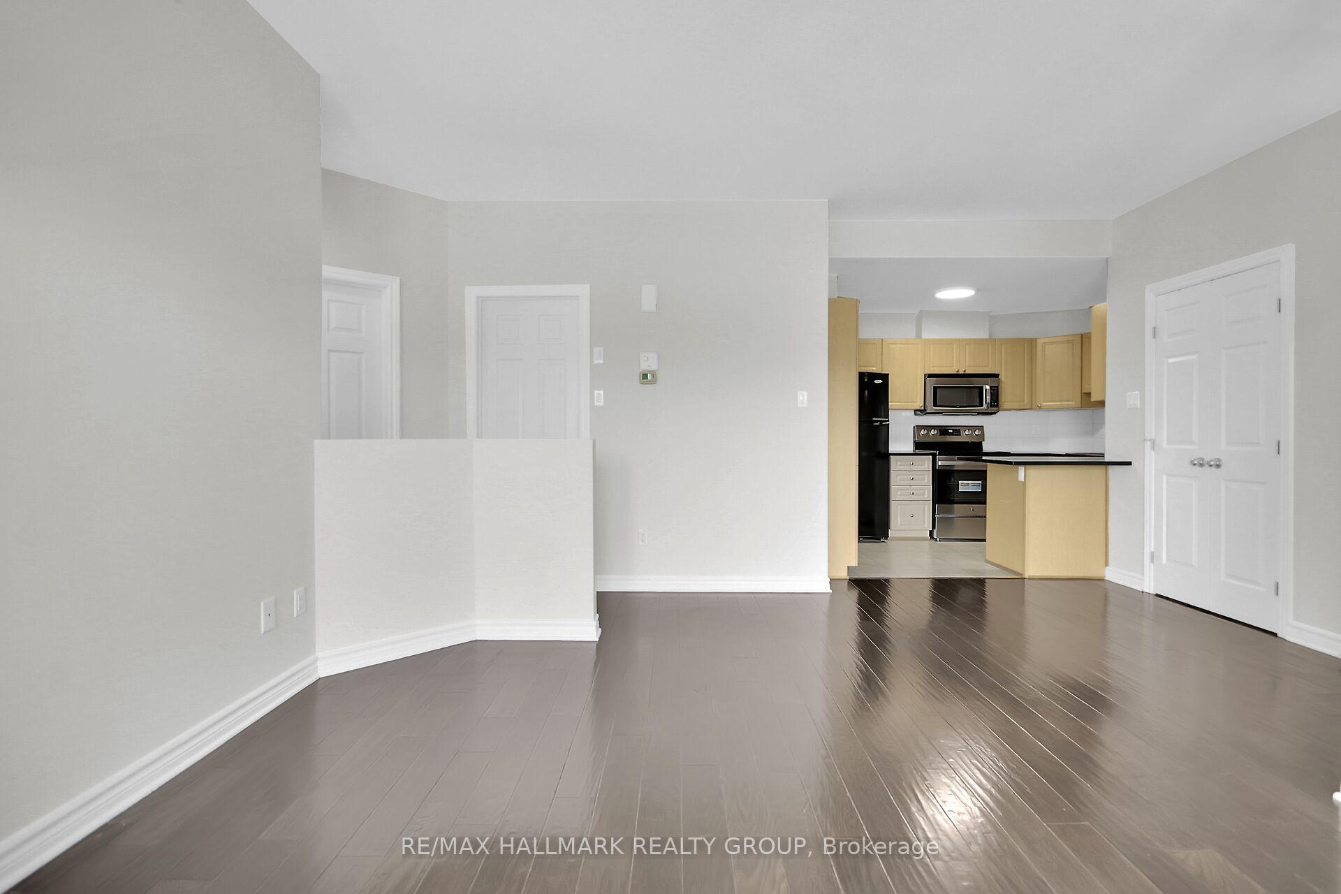 Photo 24 of Unit I, 135 Harthill Way, Ottawa, Barrhaven - Heritage Park — HOMEH