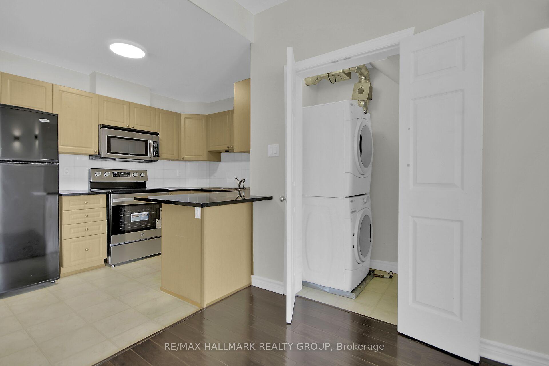 Photo 27 of Unit I, 135 Harthill Way, Ottawa, Barrhaven - Heritage Park — HOMEH