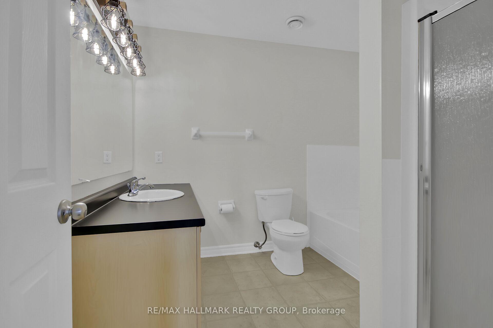 Photo 35 of Unit I, 135 Harthill Way, Ottawa, Barrhaven - Heritage Park — HOMEH