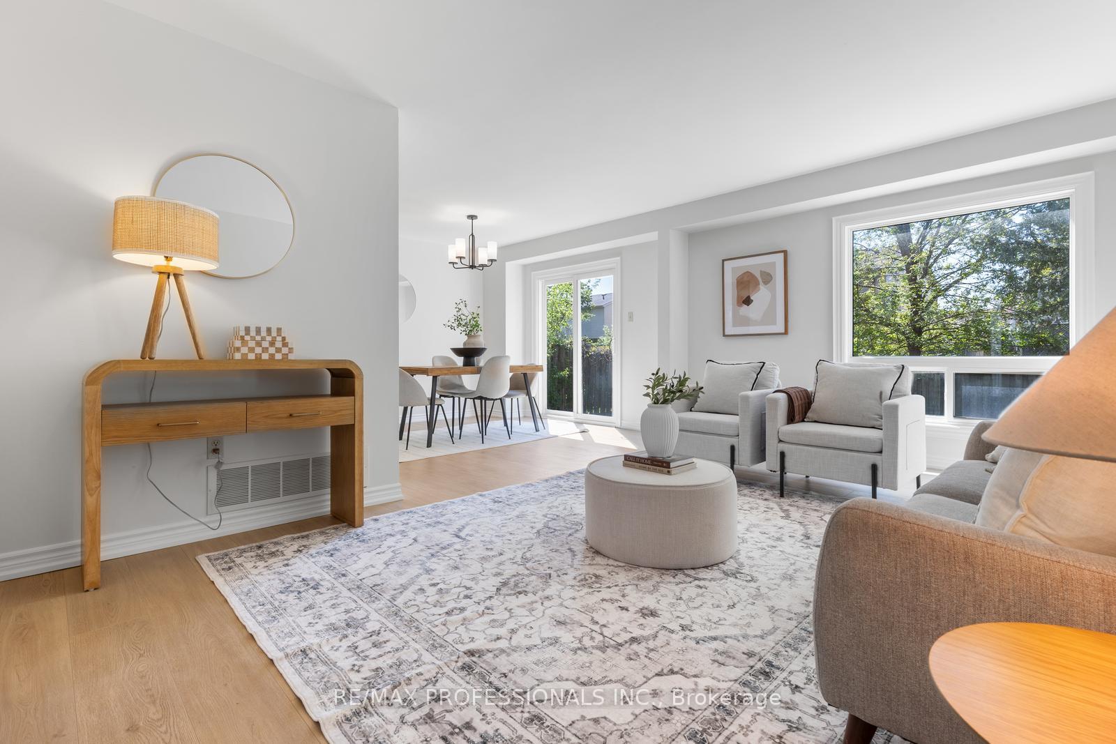Photo 4 of 37 Dobson Drive, Ajax, Central — HOMEH