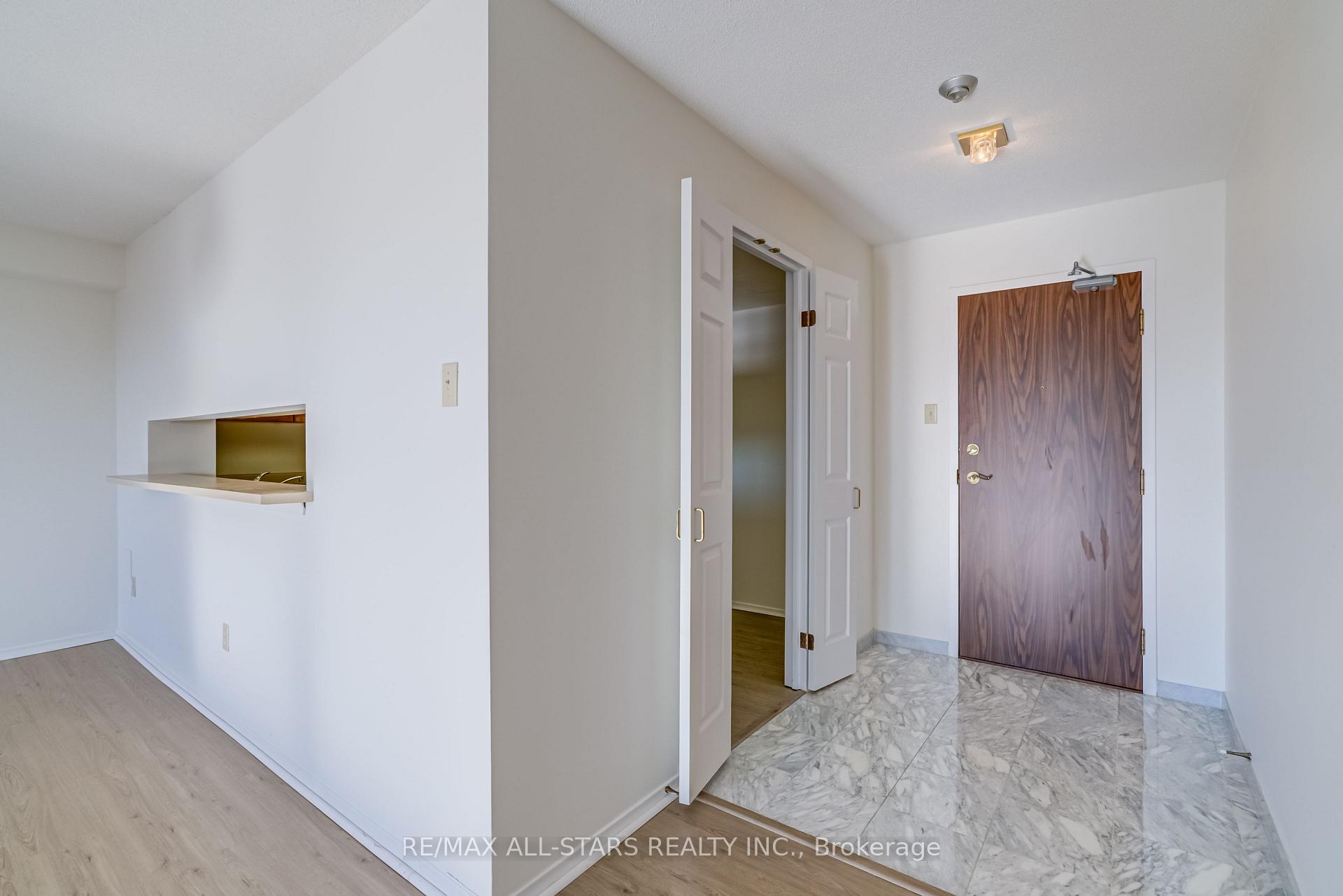 Photo 9 of Unit 718, 2 Raymerville Drive, Markham, Raymerville — HOMEH