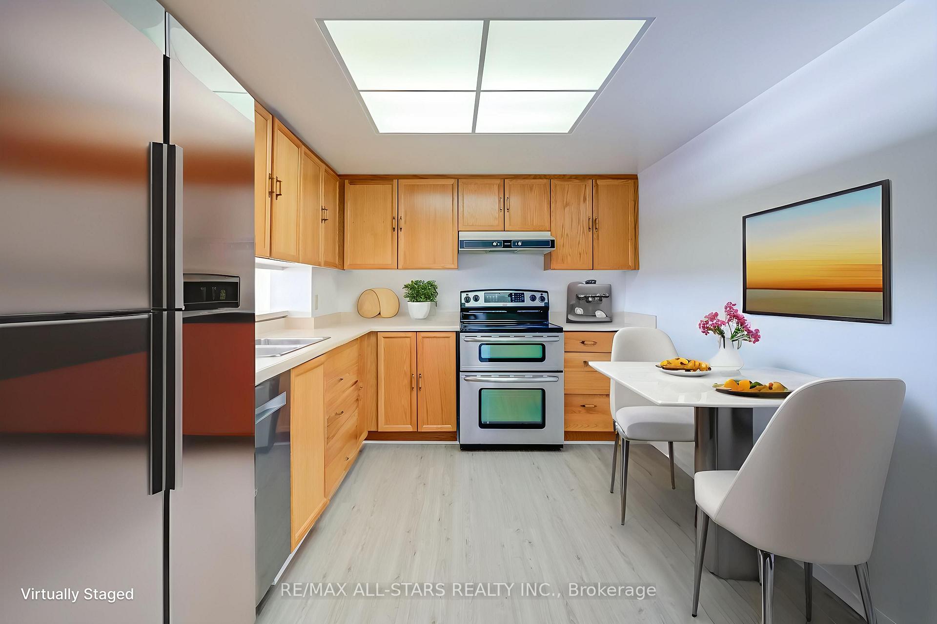 Photo 10 of Unit 718, 2 Raymerville Drive, Markham, Raymerville — HOMEH