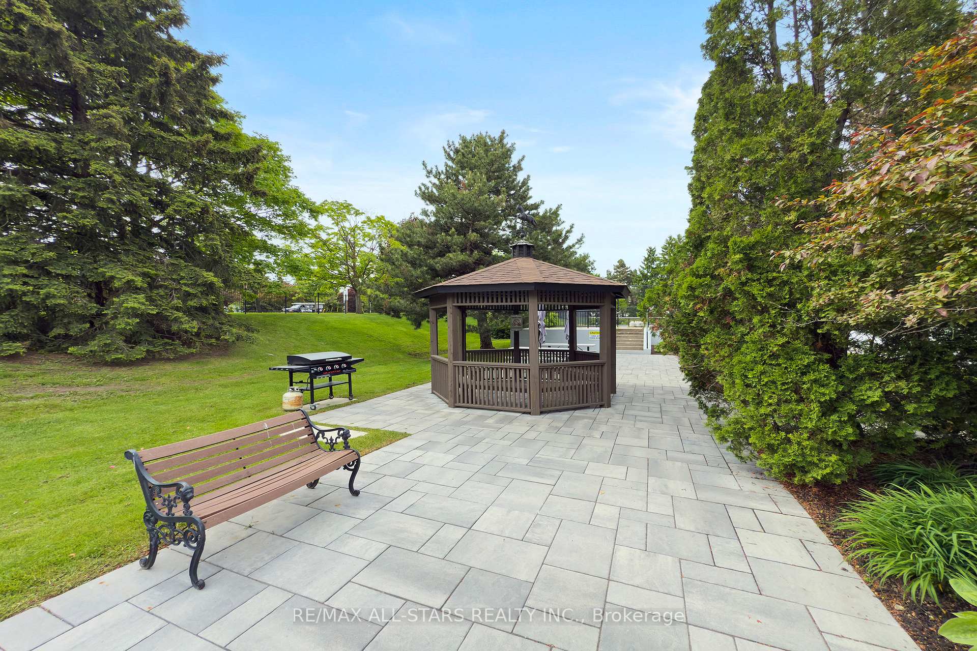 Photo 38 of Unit 718, 2 Raymerville Drive, Markham, Raymerville — HOMEH