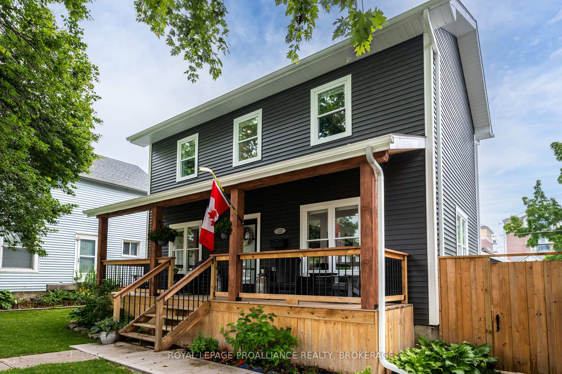 Photo 3 of 131 John Street, Gananoque — HOMEH