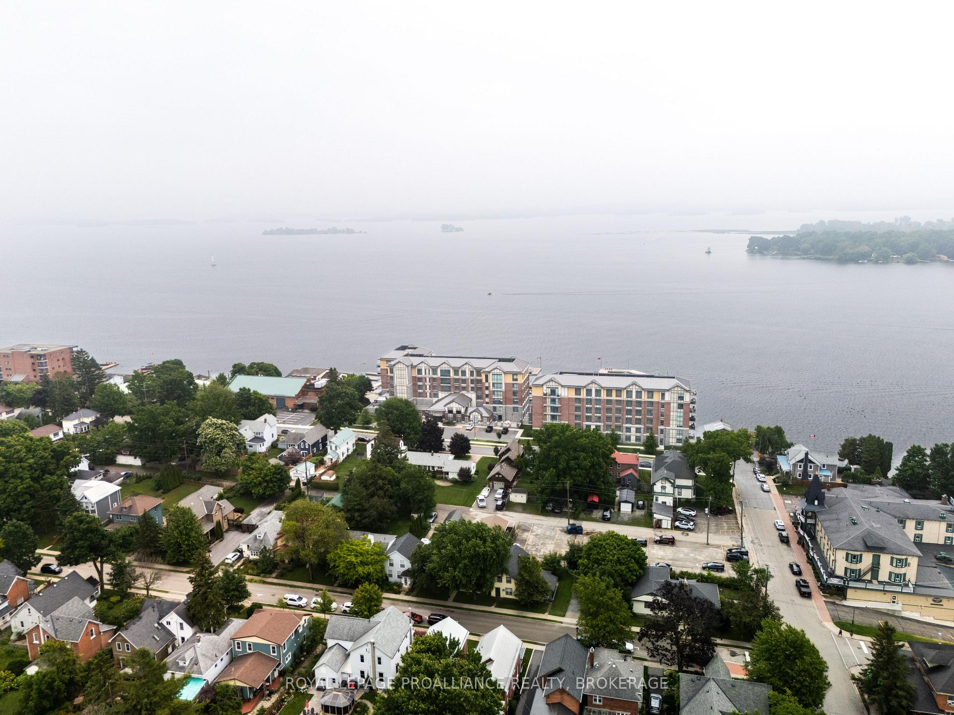 Photo 12 of 131 John Street, Gananoque — HOMEH