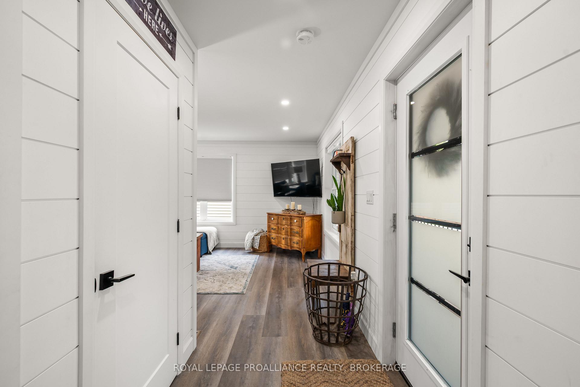 Photo 16 of 131 John Street, Gananoque — HOMEH