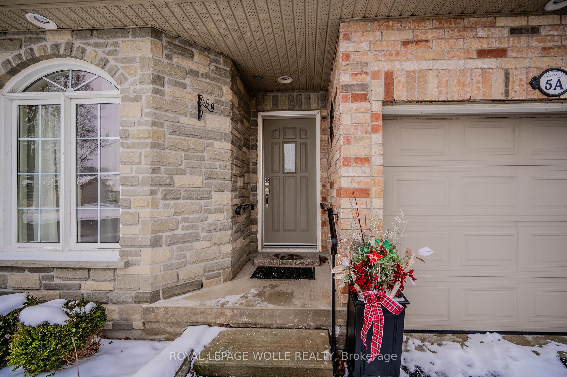 Photo 2 of Unit 5A, 350 Doon Valley Drive, Kitchener — HOMEH
