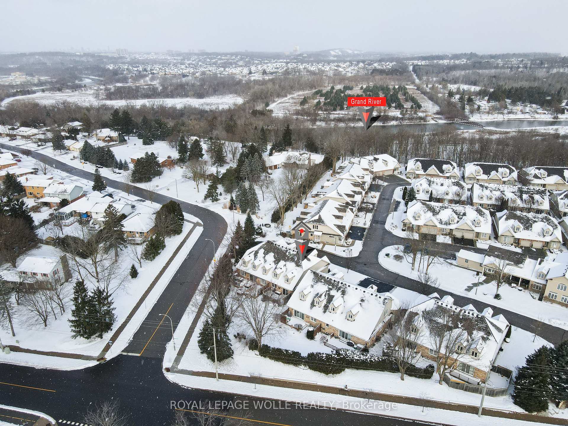 Photo 4 of Unit 5A, 350 Doon Valley Drive, Kitchener — HOMEH
