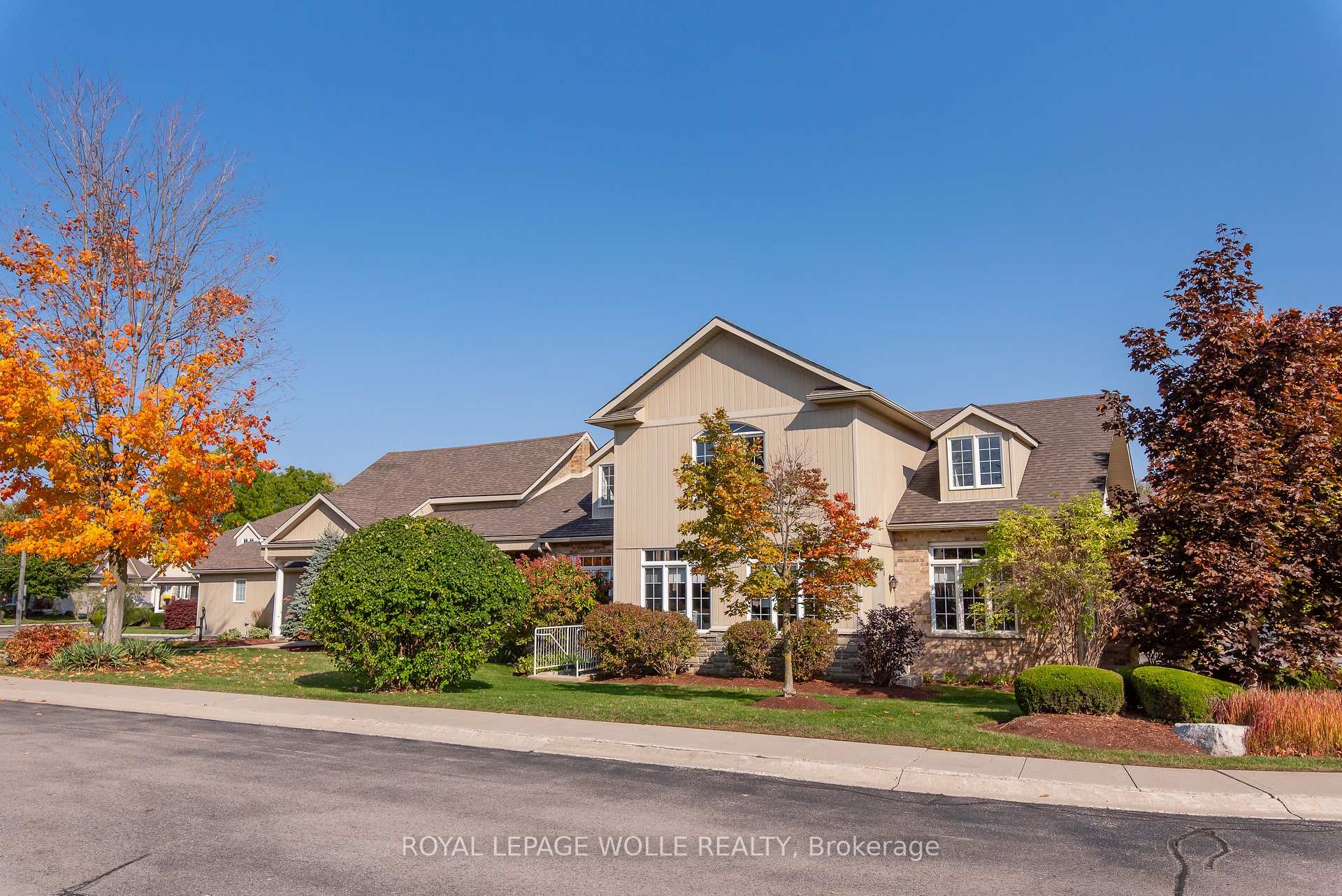 Photo 31 of Unit 5A, 350 Doon Valley Drive, Kitchener — HOMEH