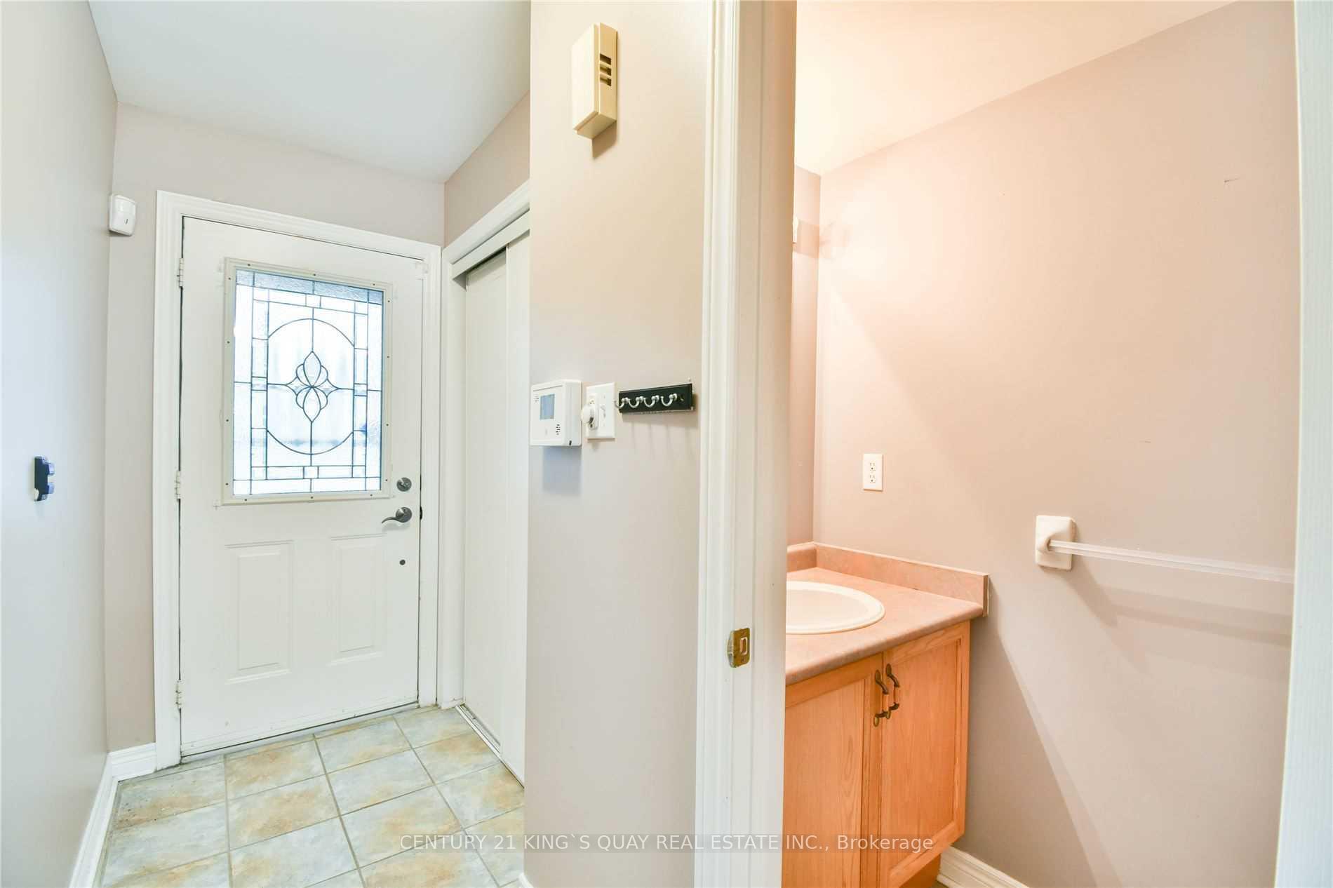 Photo 6 of 57 Lancaster Court, Georgina, Keswick South — HOMEH