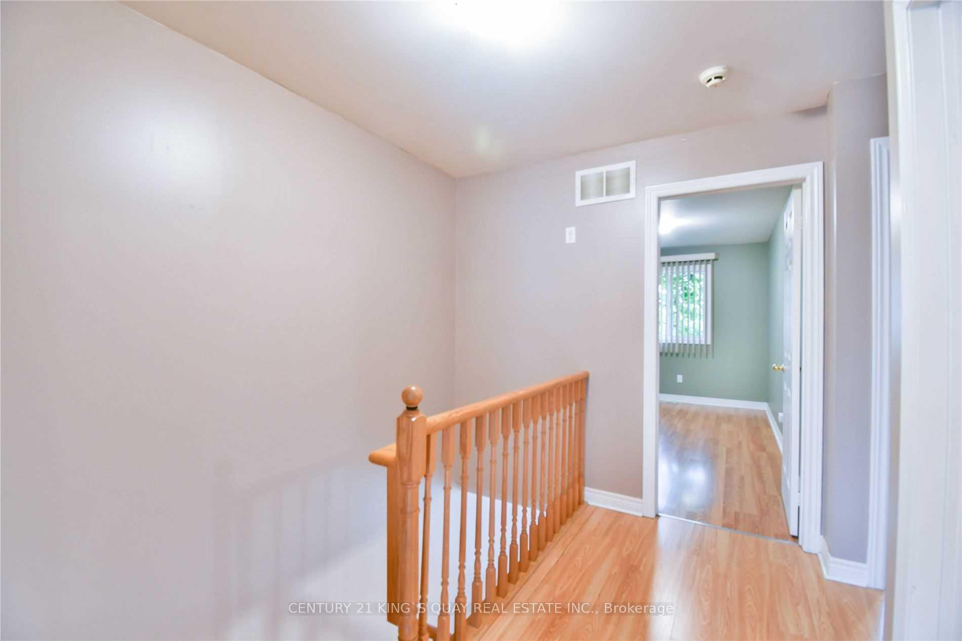 Photo 7 of 57 Lancaster Court, Georgina, Keswick South — HOMEH