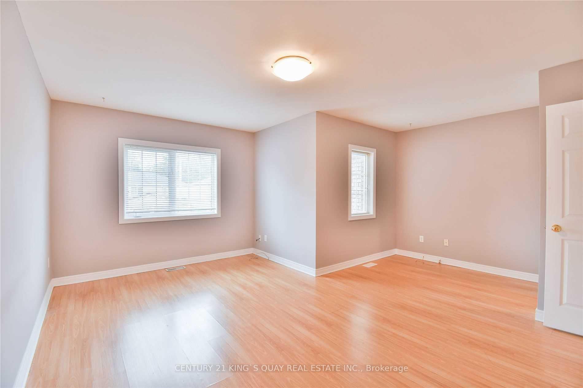 Photo 9 of 57 Lancaster Court, Georgina, Keswick South — HOMEH