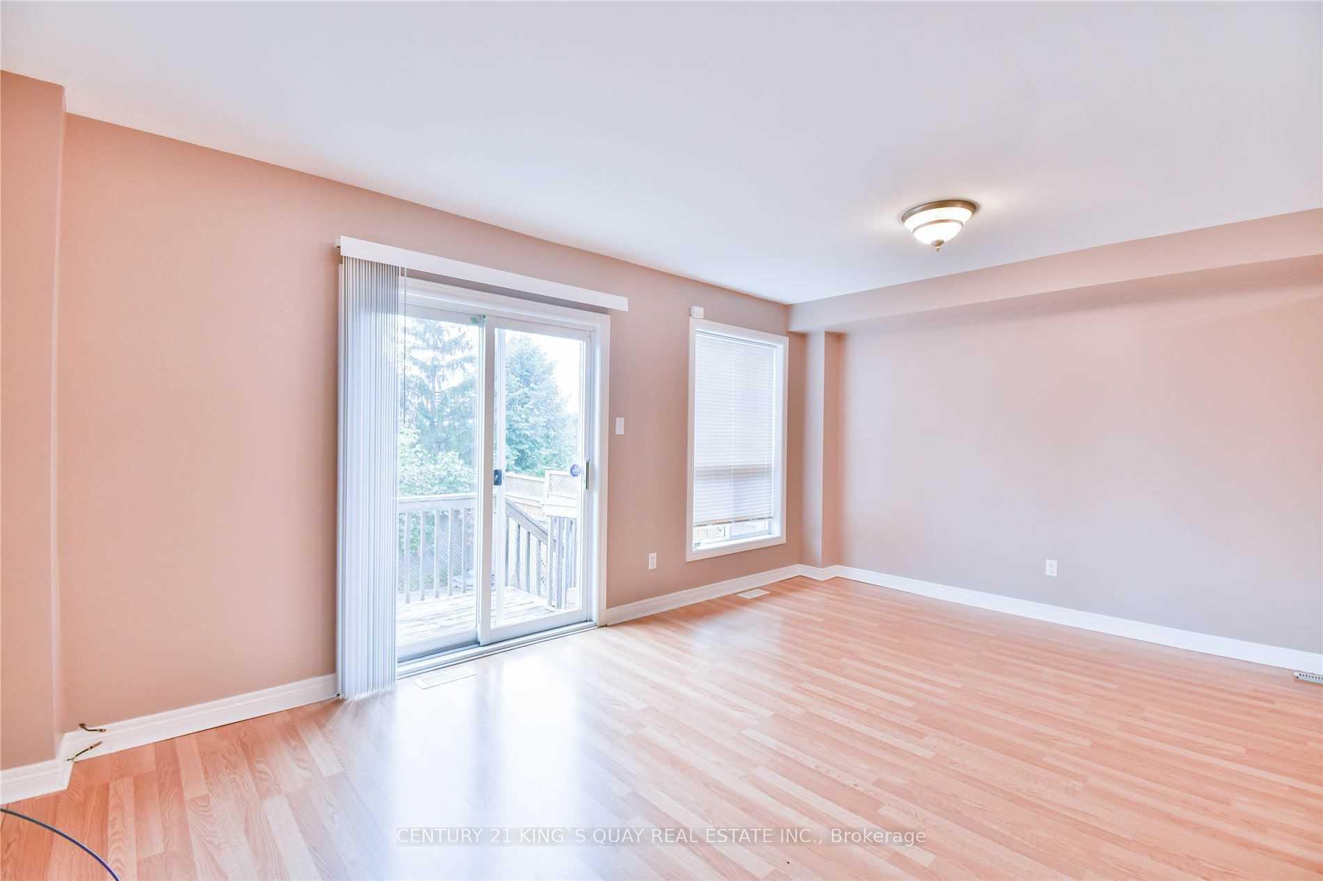 Photo 10 of 57 Lancaster Court, Georgina, Keswick South — HOMEH