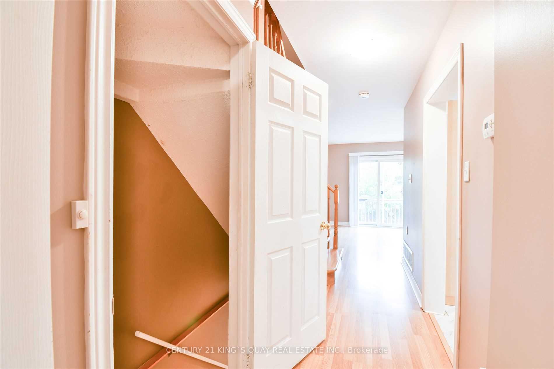 Photo 16 of 57 Lancaster Court, Georgina, Keswick South — HOMEH