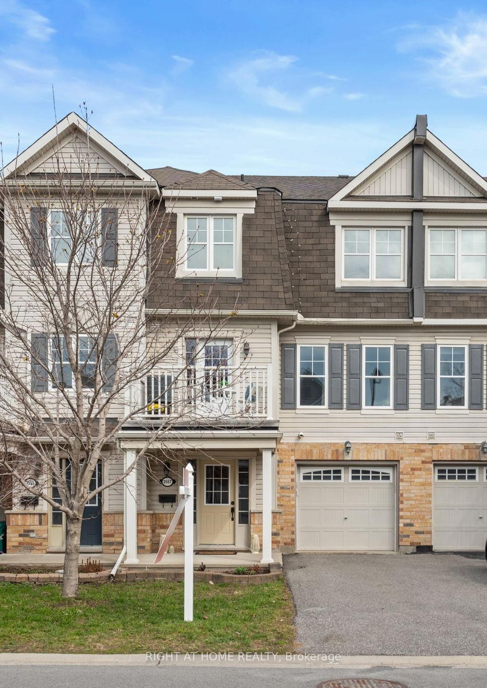 Photo 2 of 2557 Waterlilly Way, Ottawa, Barrhaven - Heritage Park — HOMEH