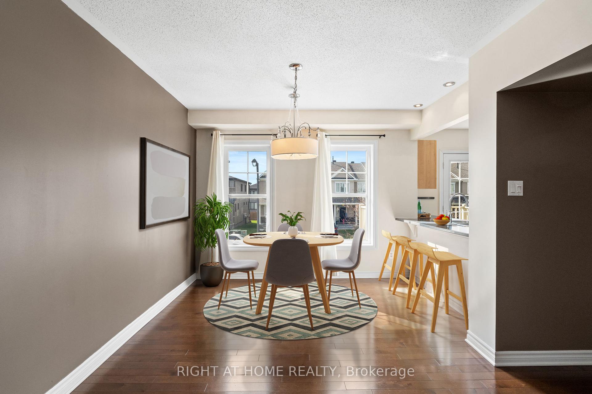 Photo 11 of 2557 Waterlilly Way, Ottawa, Barrhaven - Heritage Park — HOMEH