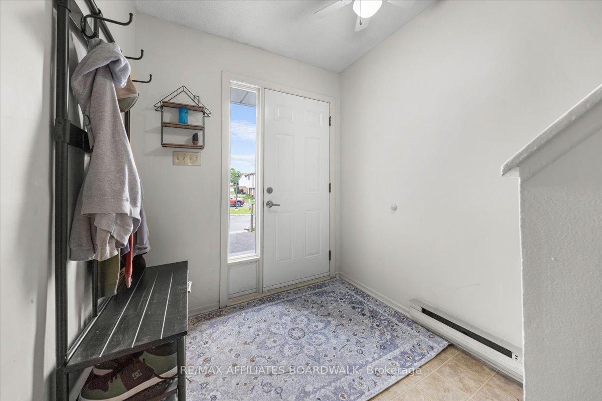 Photo 2 of Unit 40, 3239 Bannon Way, Ottawa, Blossom Park/Kemp Park/Findlay Creek — HOMEH