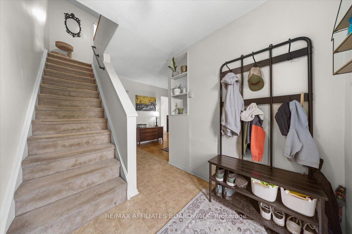 Photo 3 of Unit 40, 3239 Bannon Way, Ottawa, Blossom Park/Kemp Park/Findlay Creek — HOMEH