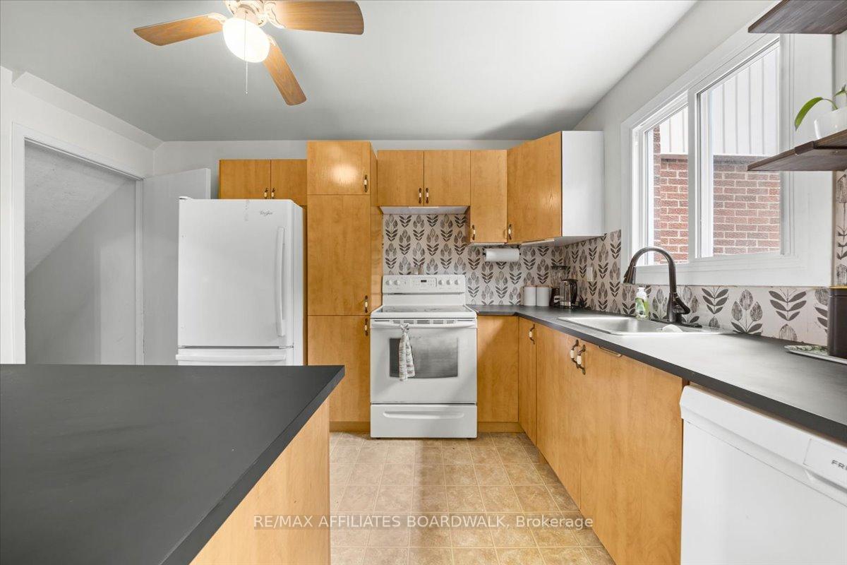 Photo 12 of Unit 40, 3239 Bannon Way, Ottawa, Blossom Park/Kemp Park/Findlay Creek — HOMEH