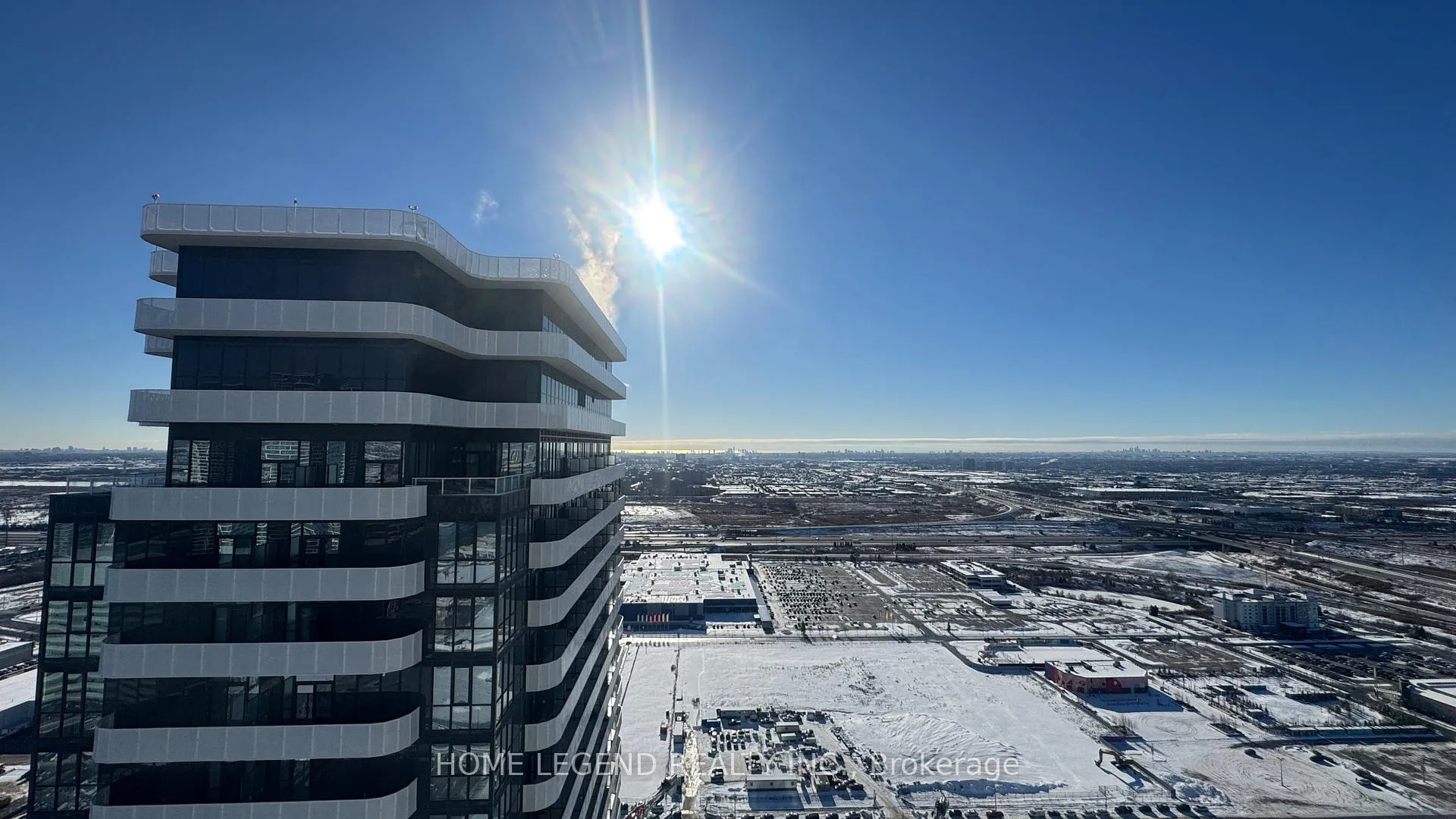 Photo 10 of Unit 4609, 8 Interchange Way, Vaughan, Vaughan Corporate Centre — HOMEH