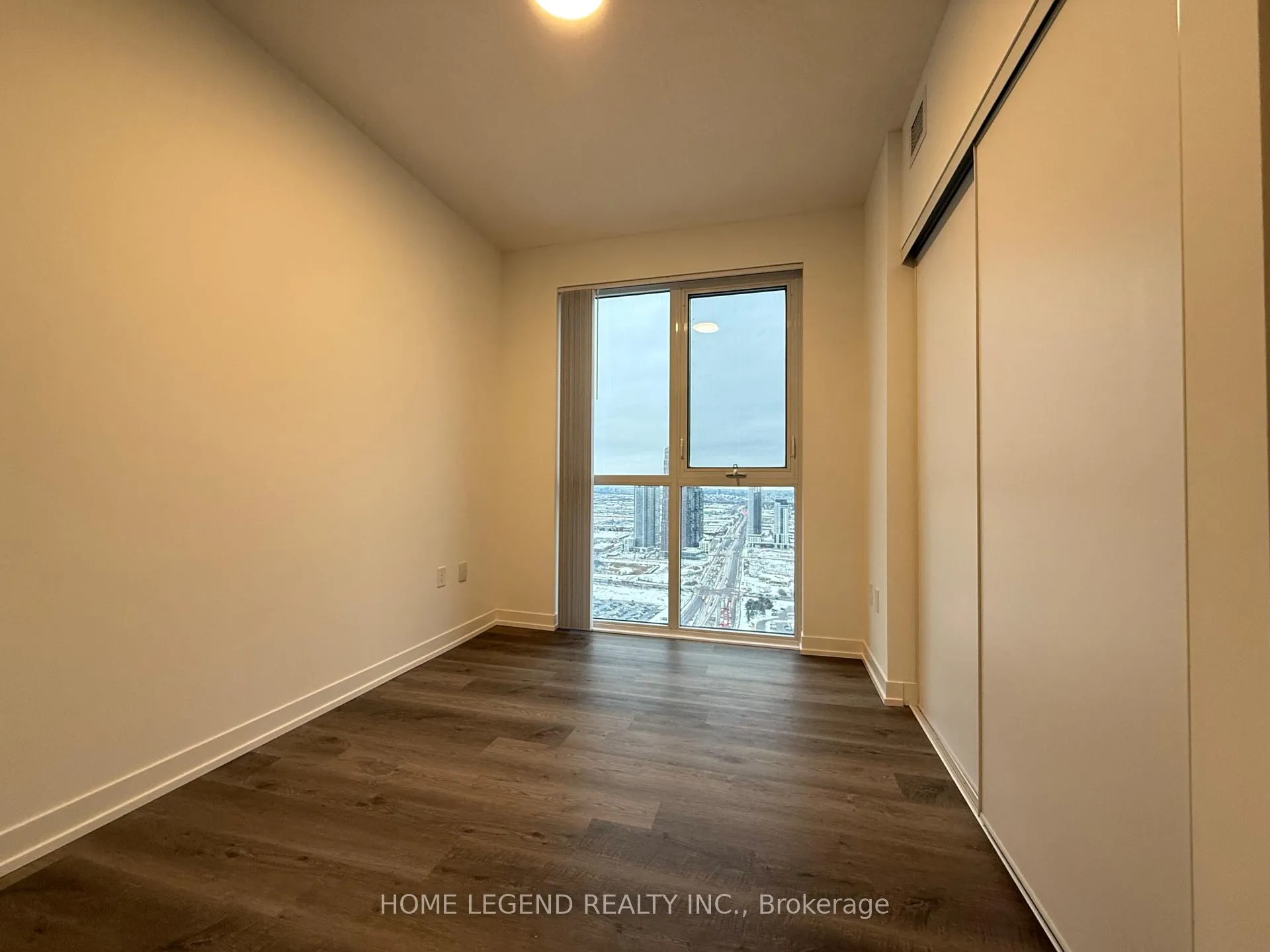 Photo 24 of Unit 4609, 8 Interchange Way, Vaughan, Vaughan Corporate Centre — HOMEH