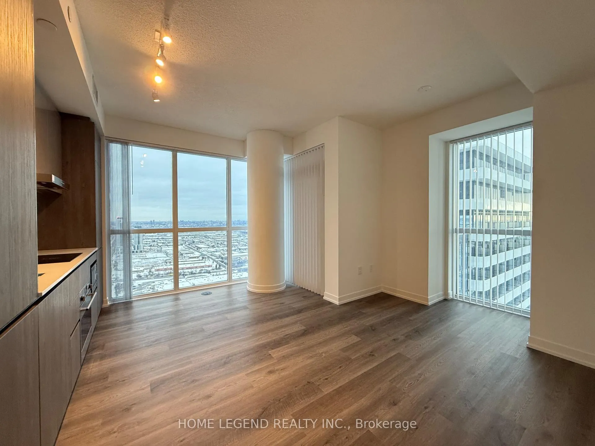 Photo 25 of Unit 4609, 8 Interchange Way, Vaughan, Vaughan Corporate Centre — HOMEH
