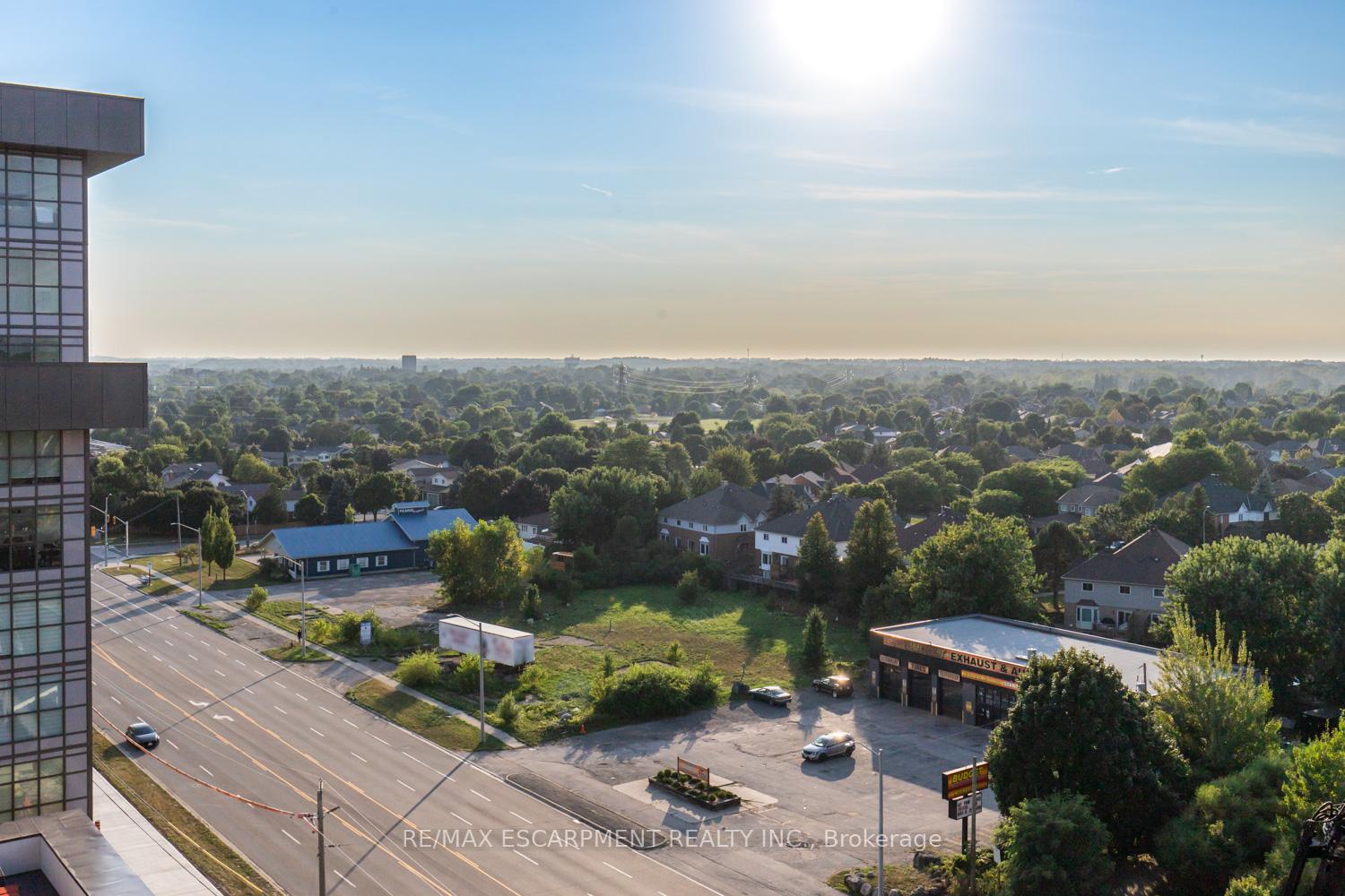 Photo 19 of Unit 1001, 470 Dundas Street E, Hamilton, Waterdown — HOMEH